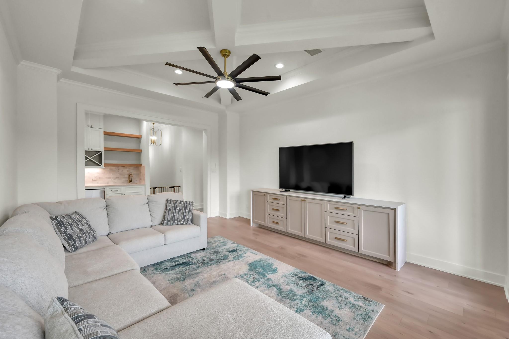 6859 Kingston Cove Lane
