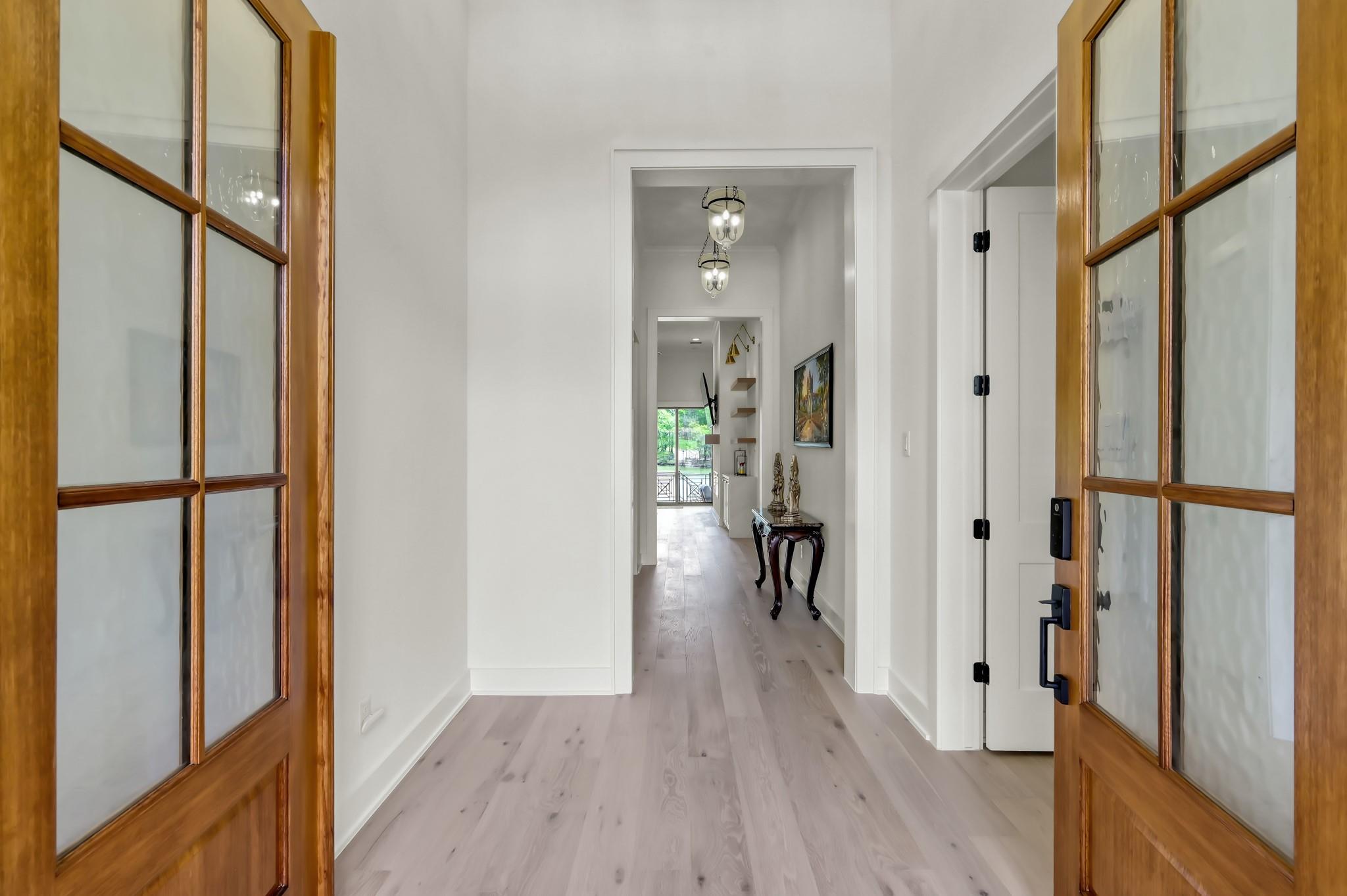 6859 Kingston Cove Lane