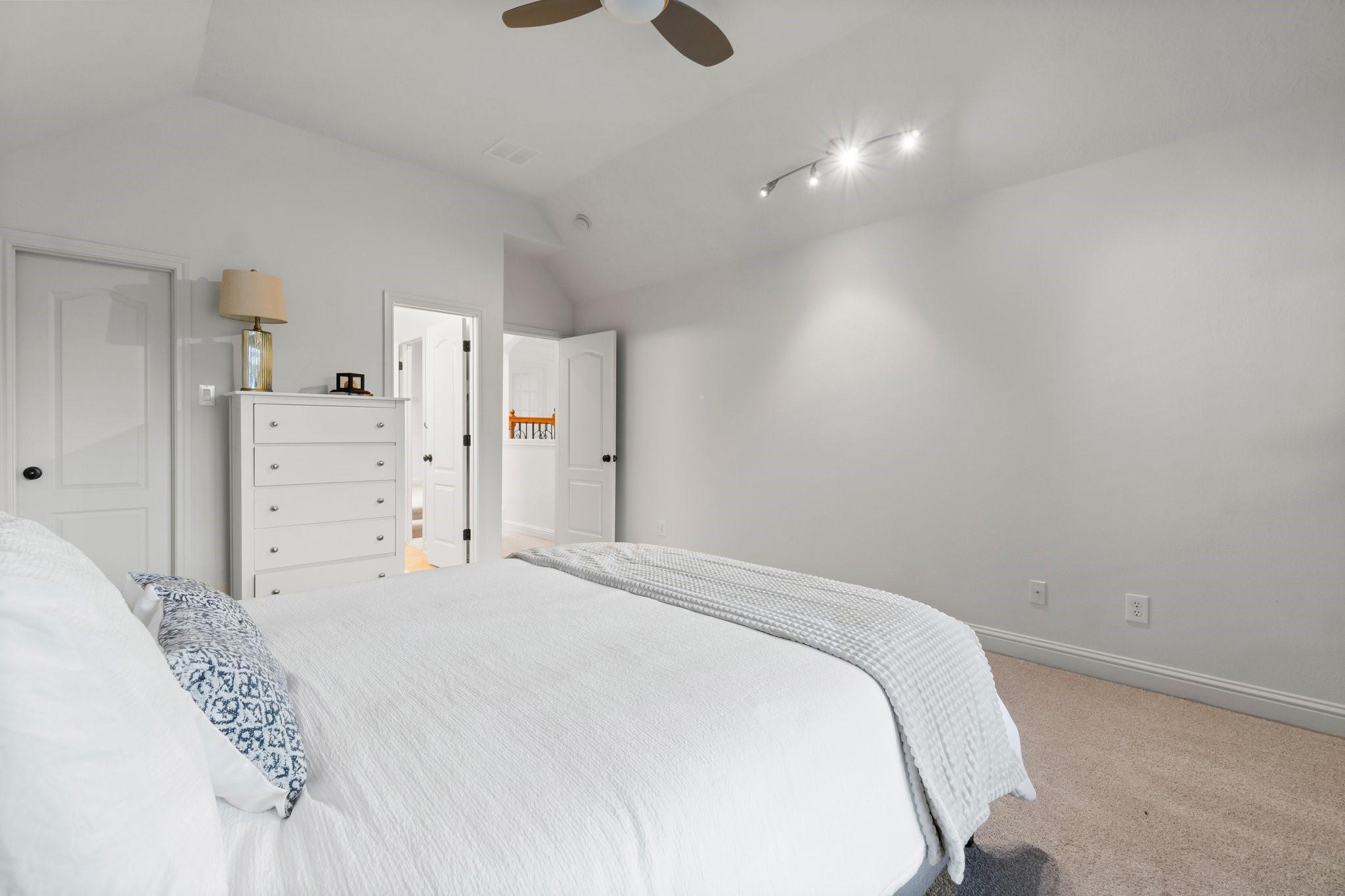 15 Bessdale Court