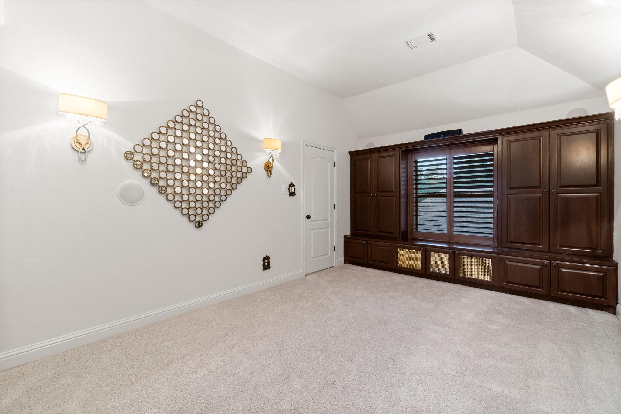 15 Bessdale Court