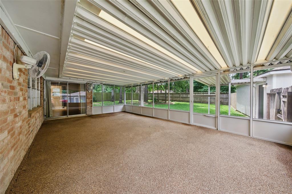 26707 Maplewood Drive