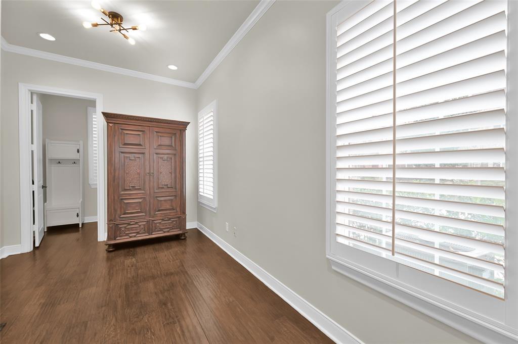 2600 Admiralty Bend Lane