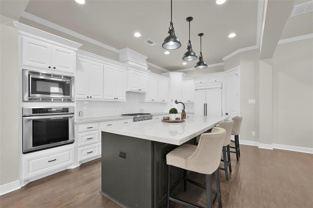 2600 Admiralty Bend Lane