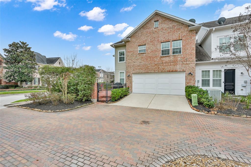 2600 Admiralty Bend Lane