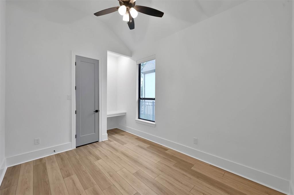 216 S Empress Green Place