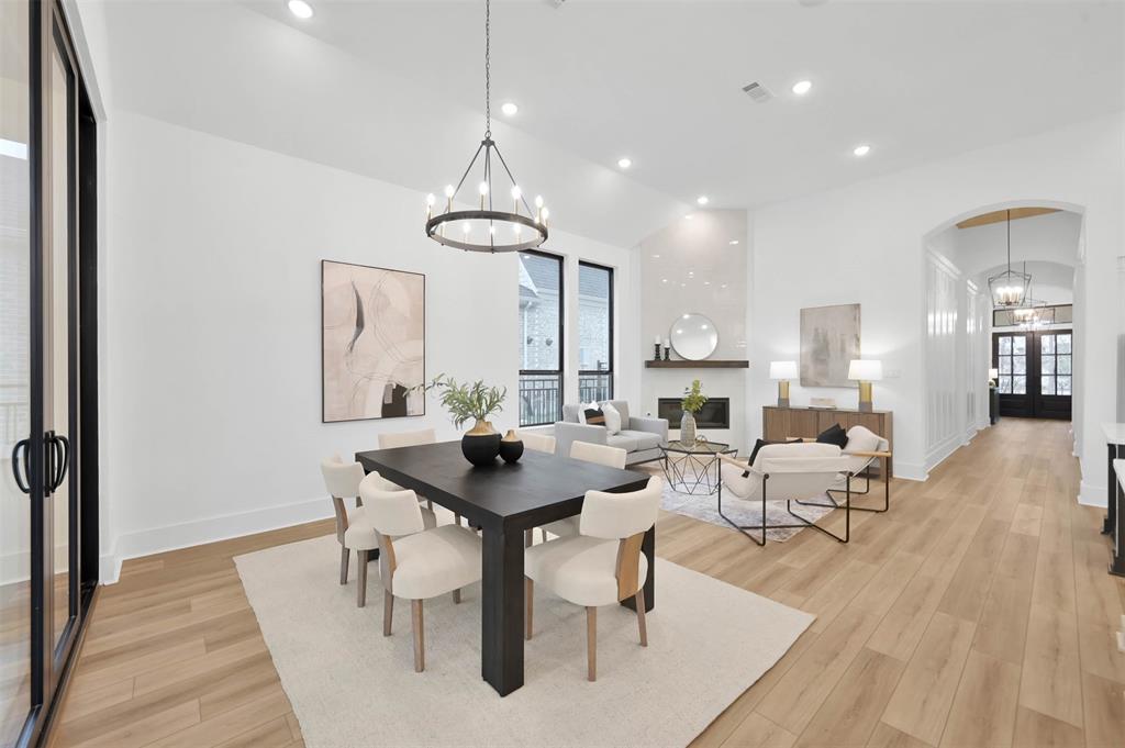 216 S Empress Green Place