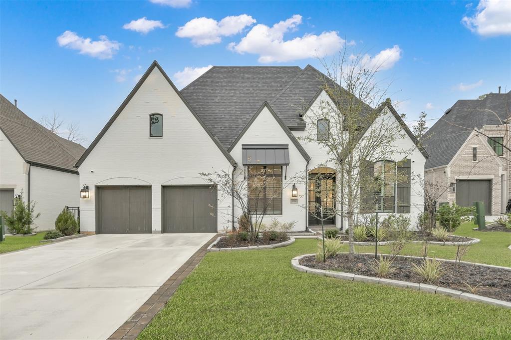 216 S Empress Green Place
