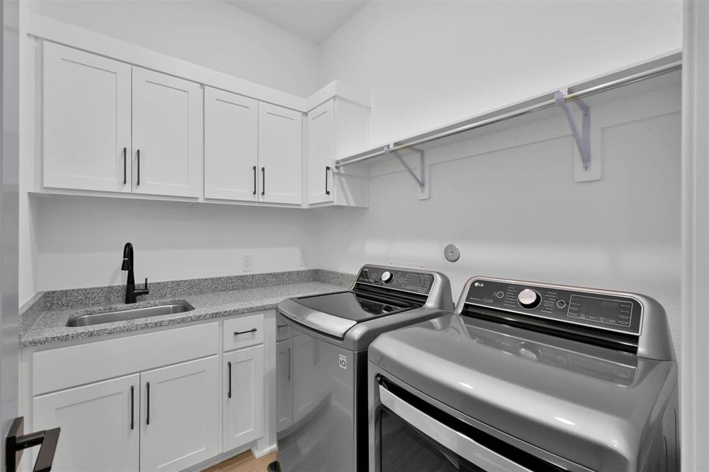 216 S Empress Green Place