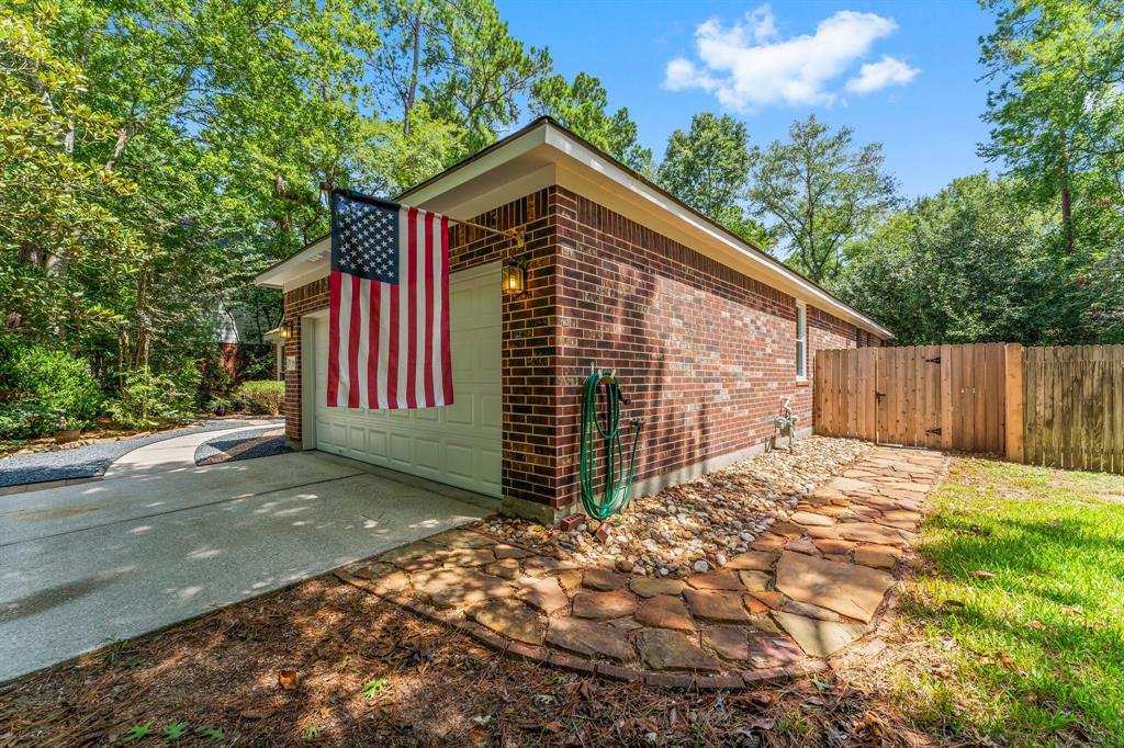 154 W Bristol Oak Circle