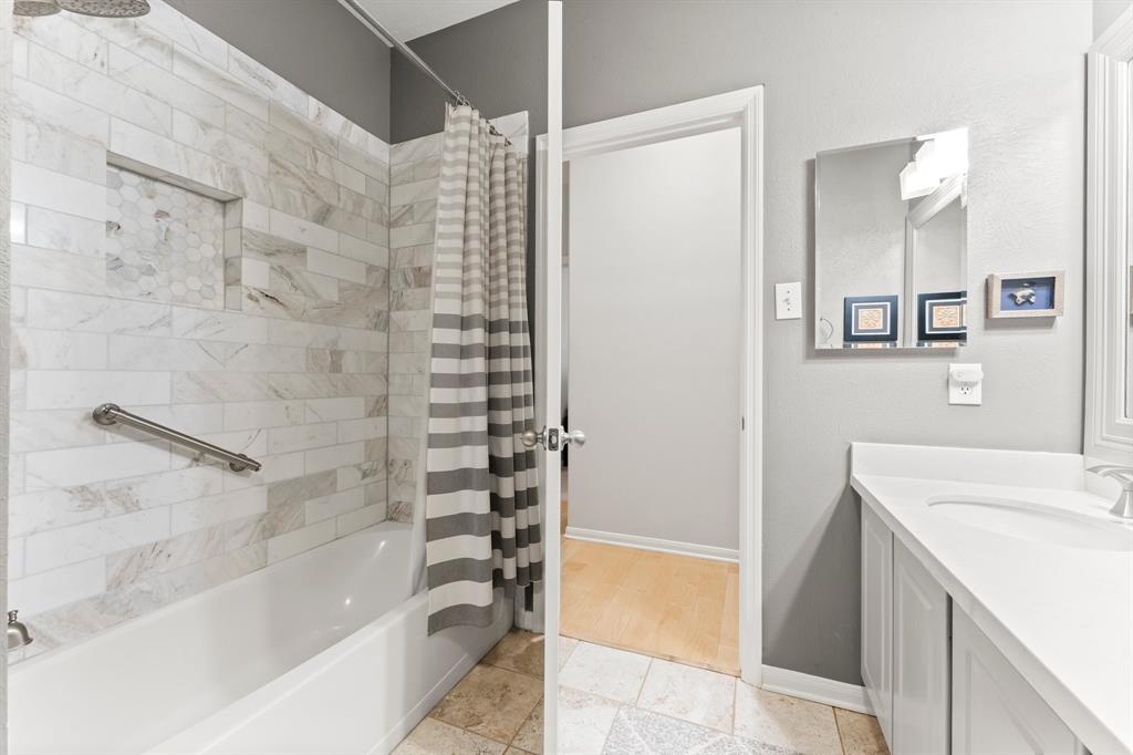 154 W Bristol Oak Circle