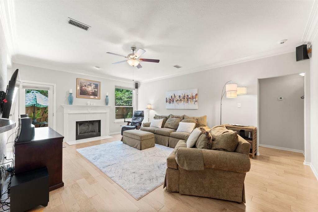 154 W Bristol Oak Circle