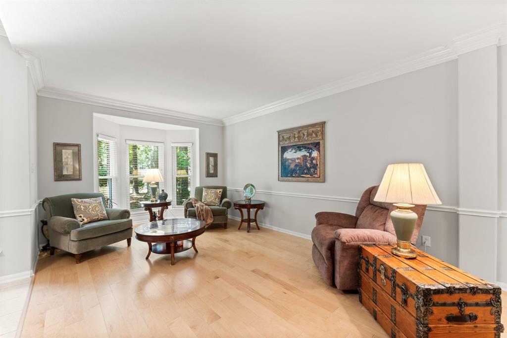 154 W Bristol Oak Circle