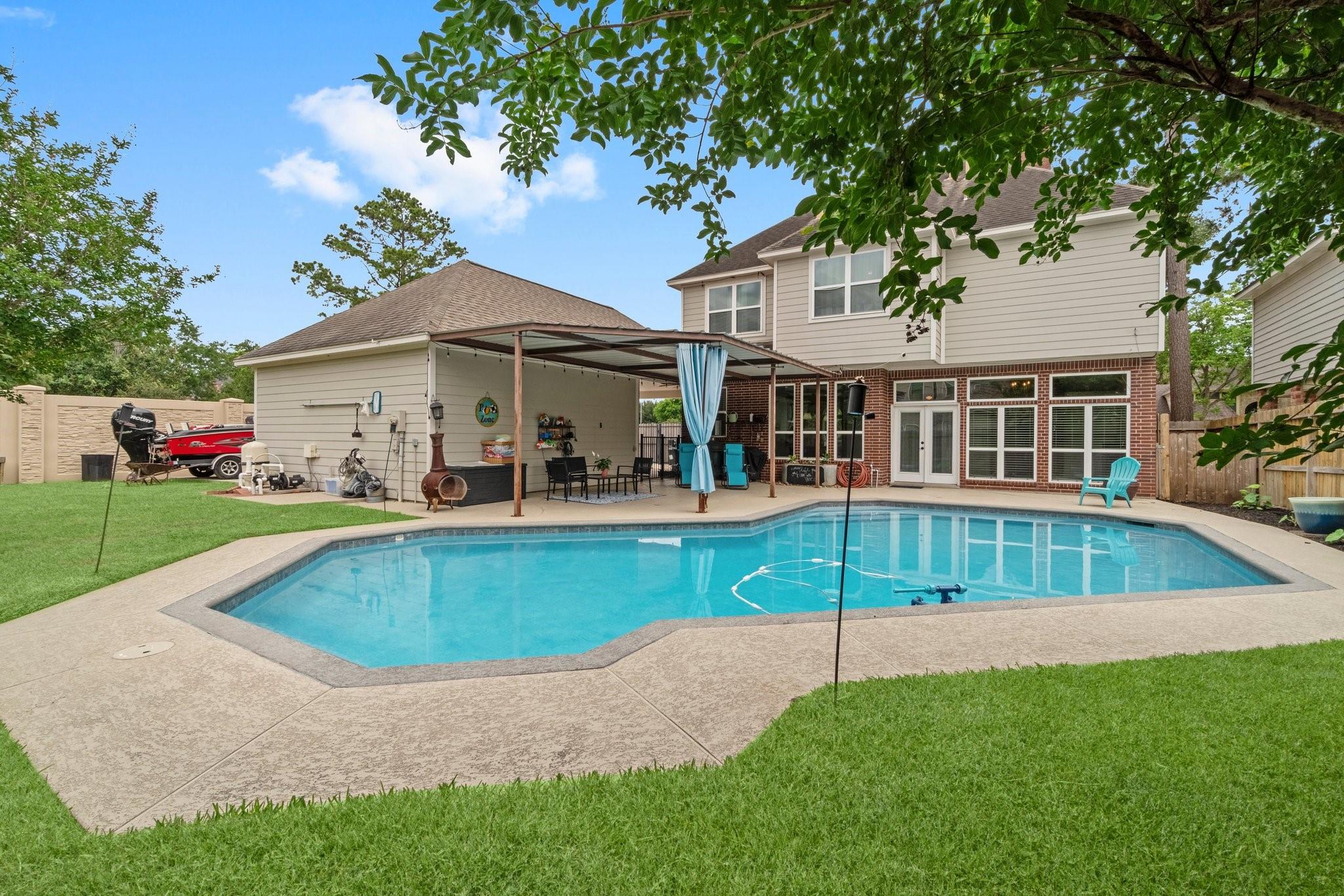6047 Oak Creek Lane