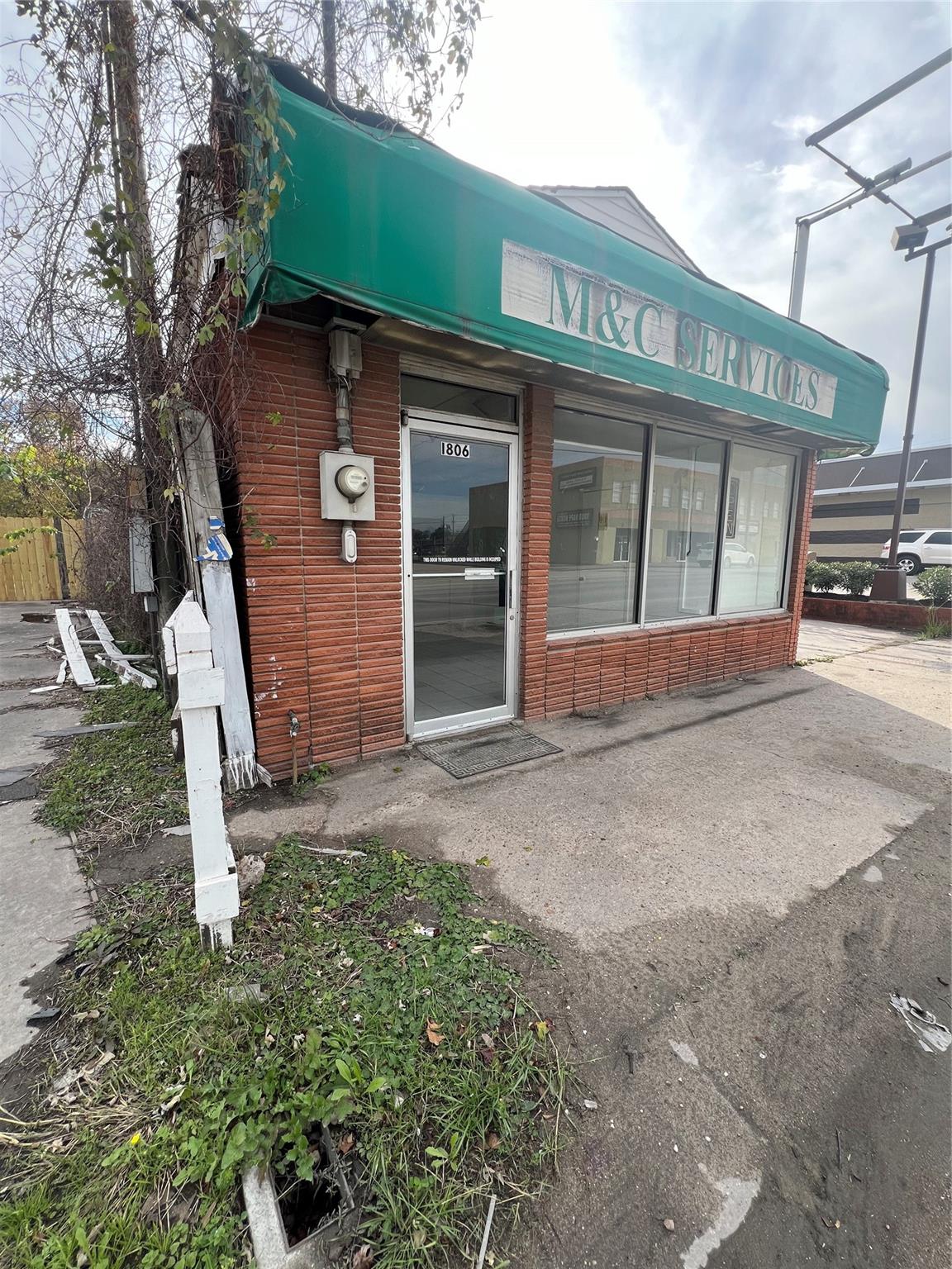 1806 Clinton Drive