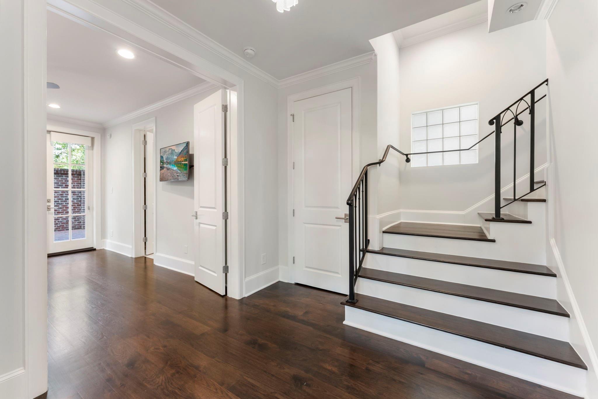 130 Gateway Park Place