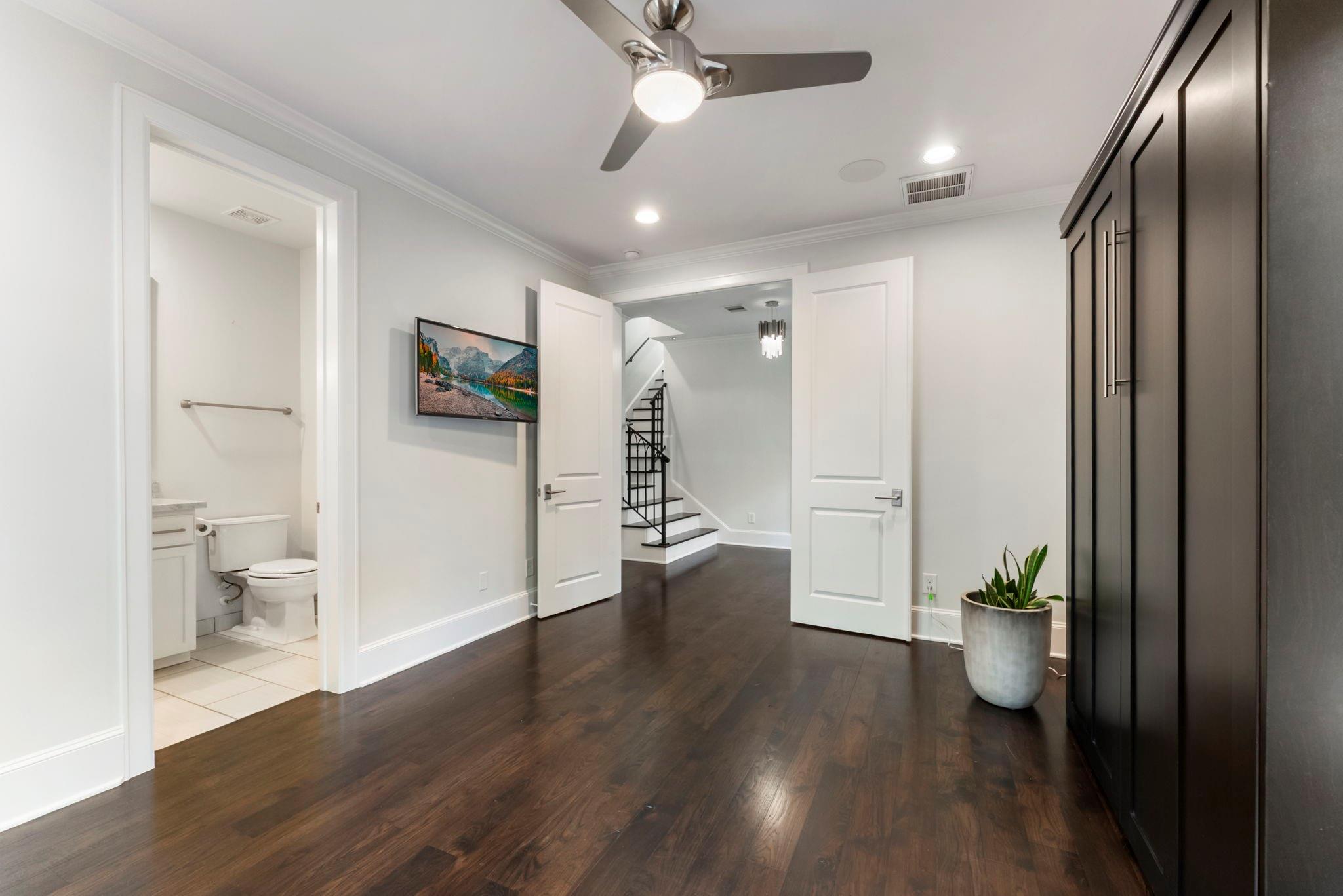 130 Gateway Park Place