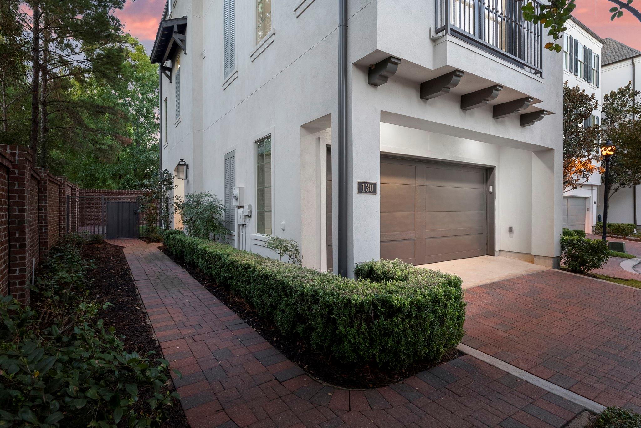 130 Gateway Park Place