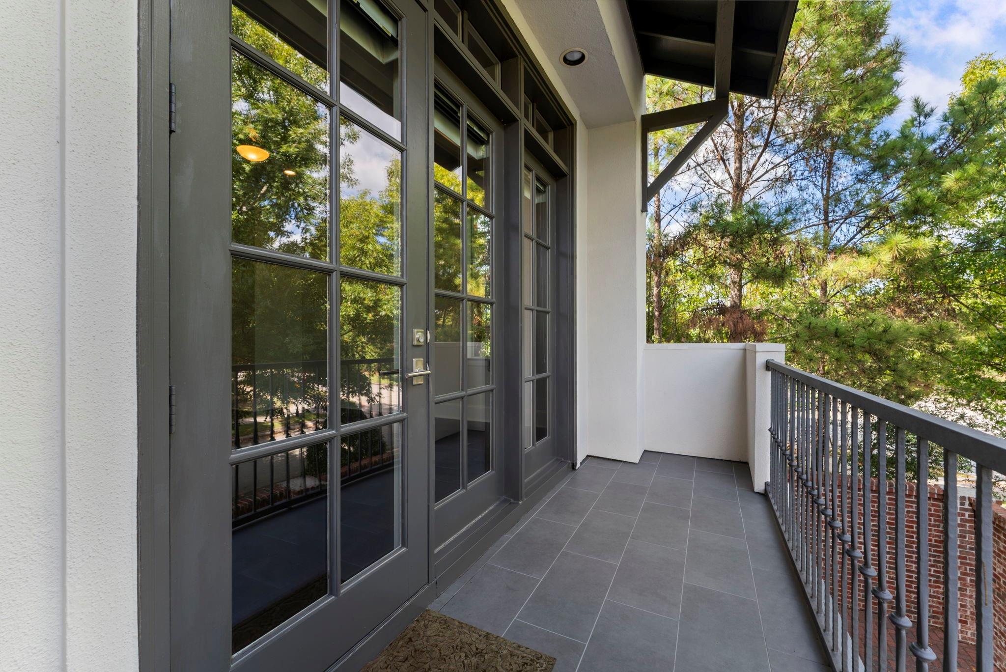 130 Gateway Park Place