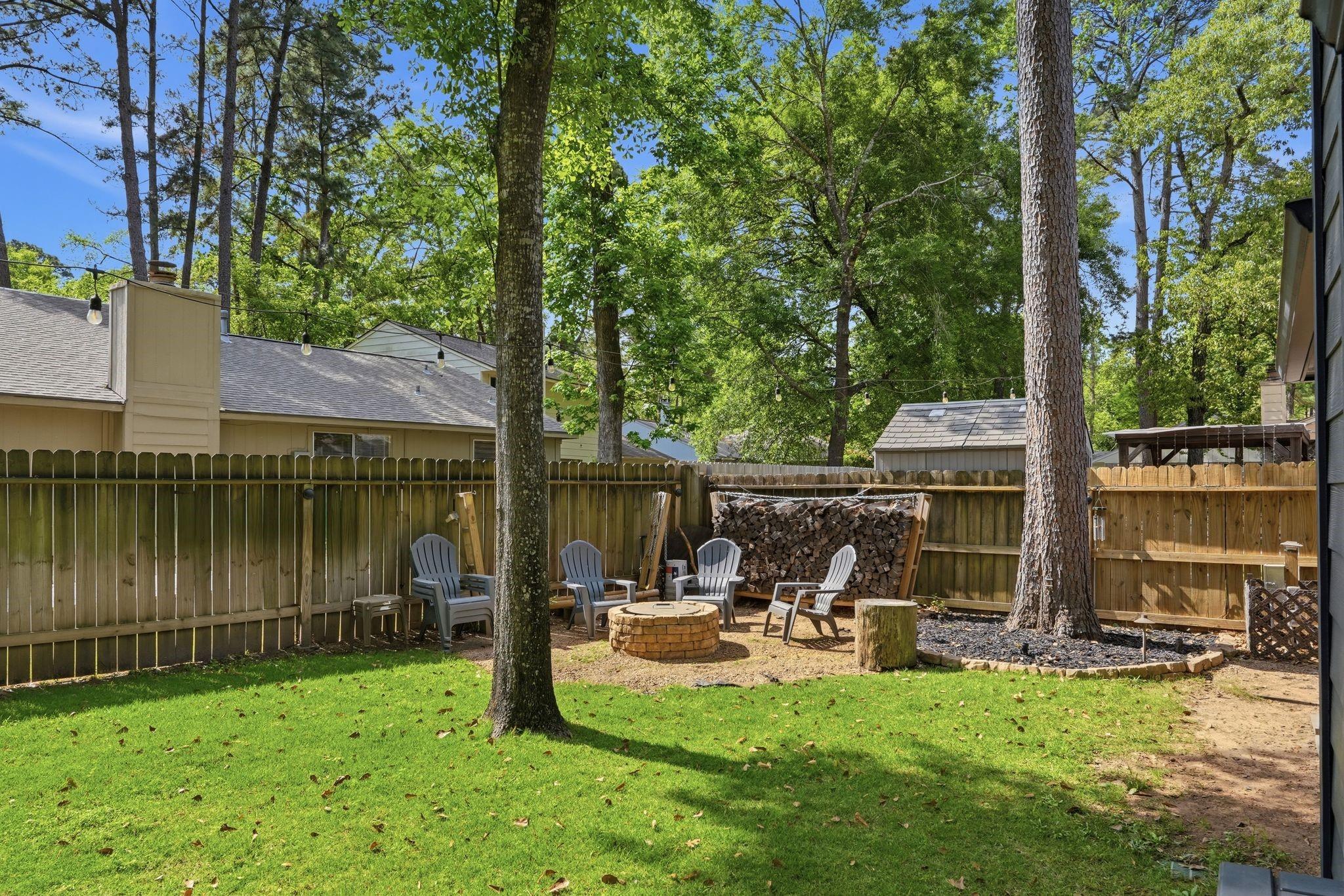 11 Rock Pine Court