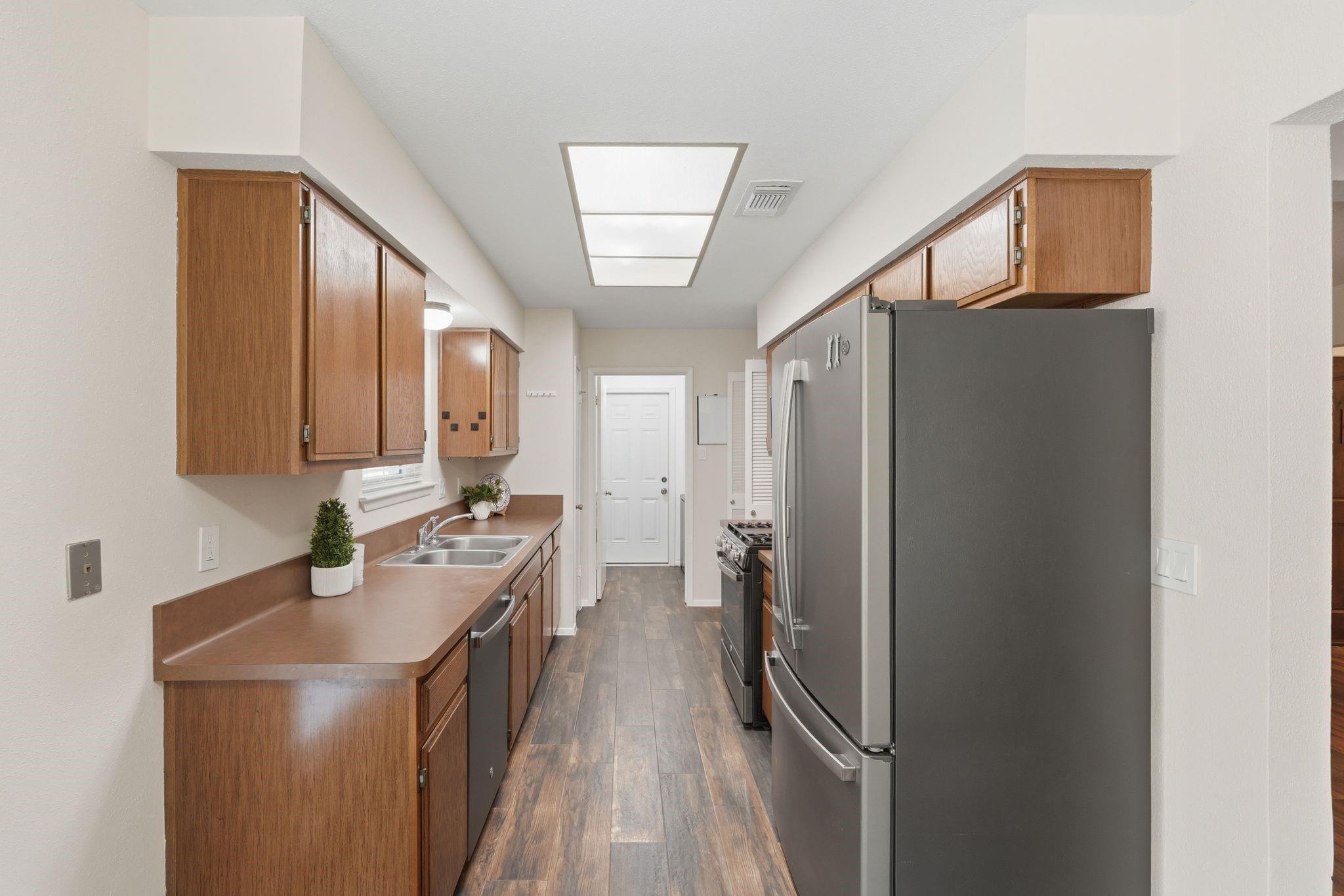 11 Rock Pine Court