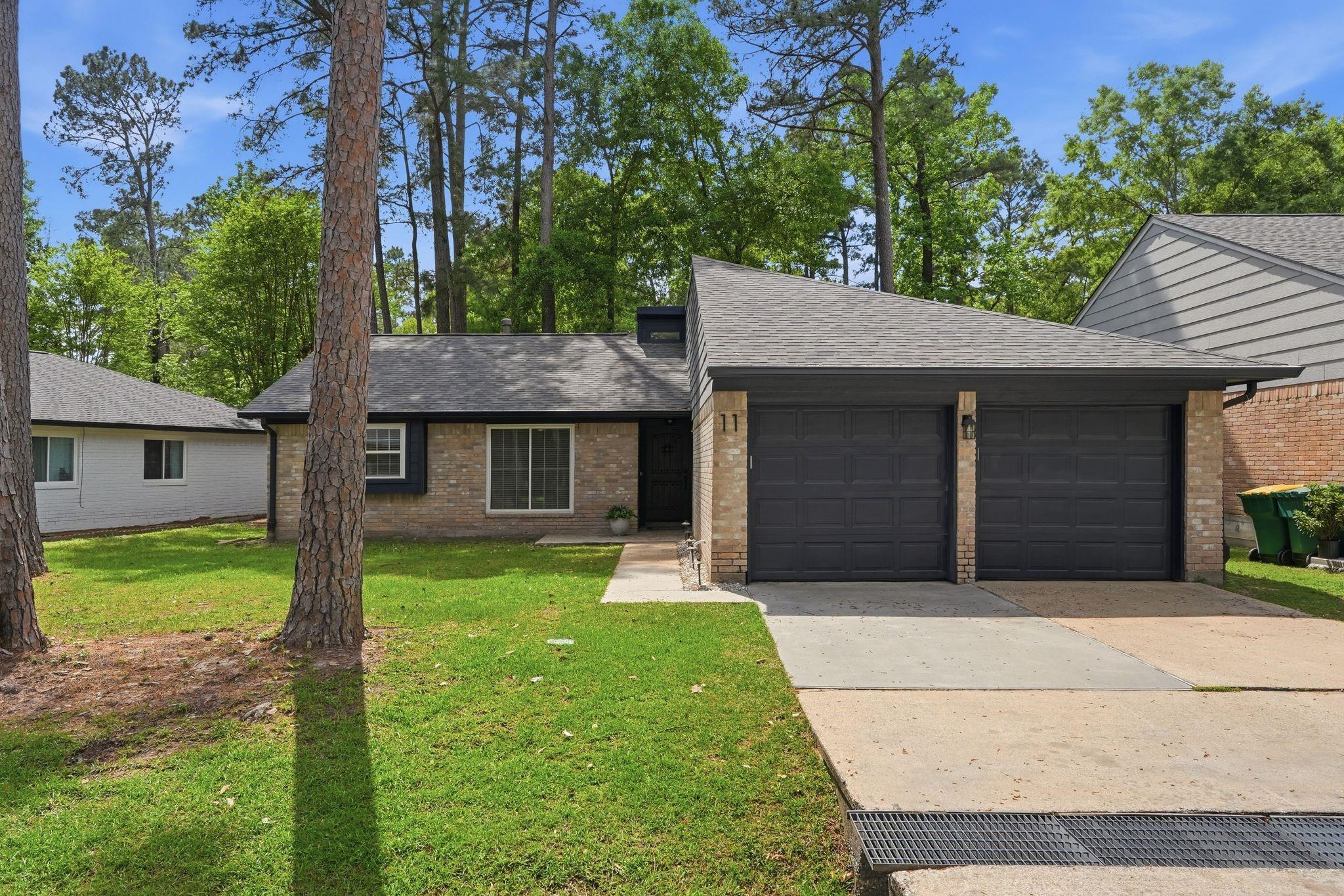 11 Rock Pine Court