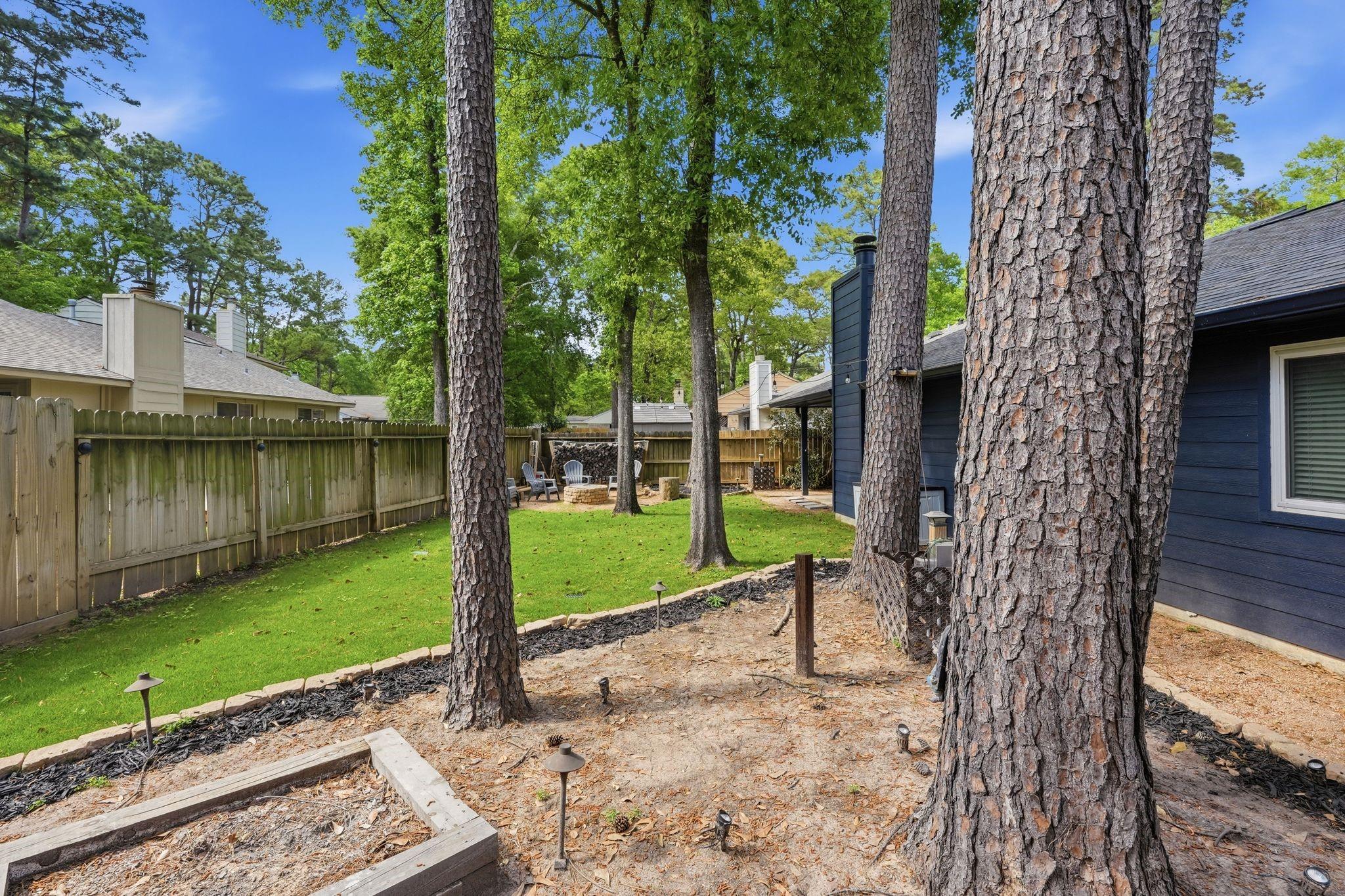 11 Rock Pine Court