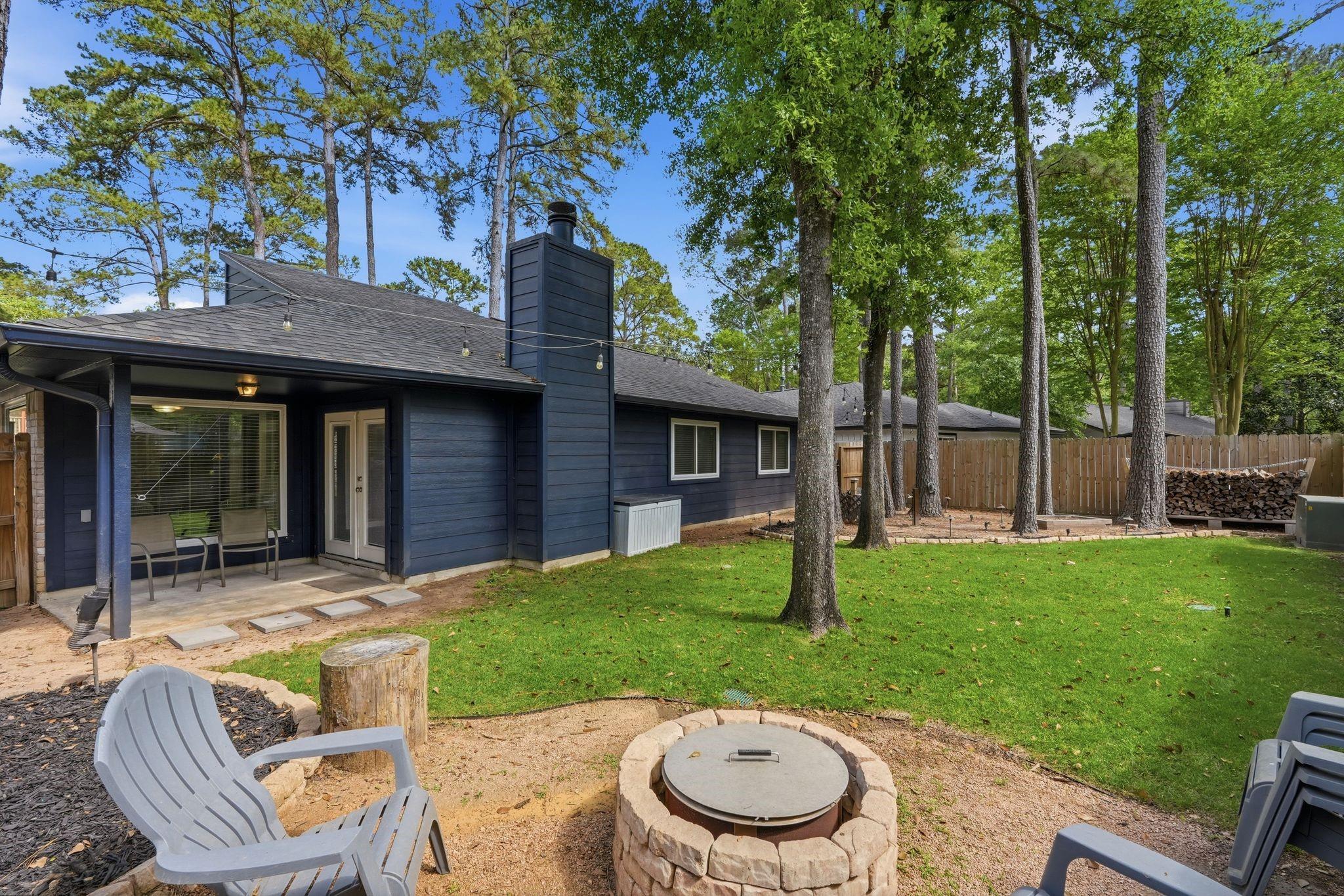 11 Rock Pine Court