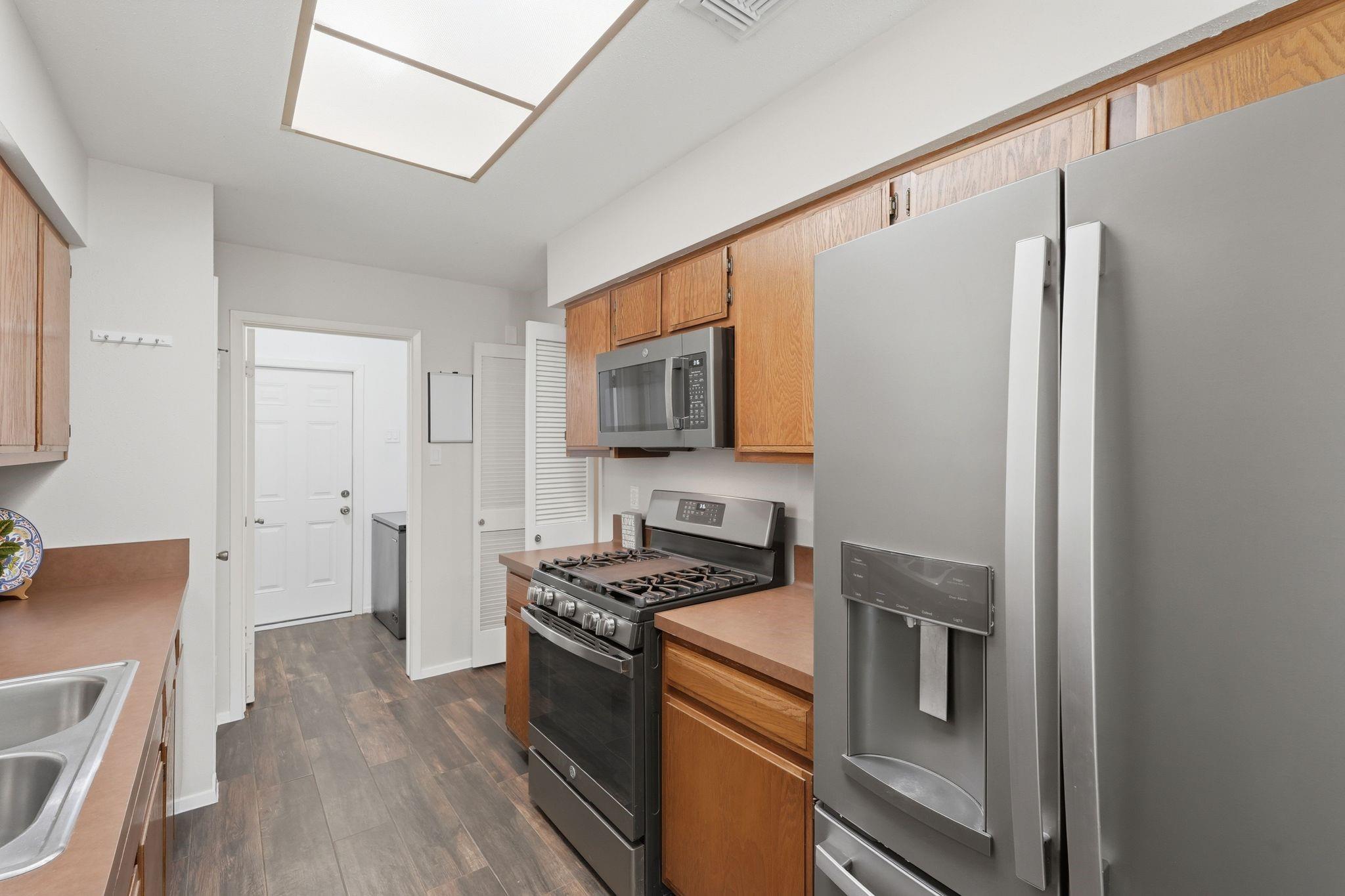 11 Rock Pine Court