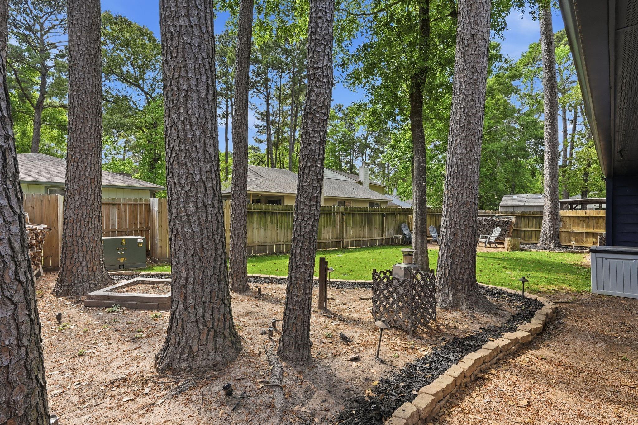11 Rock Pine Court