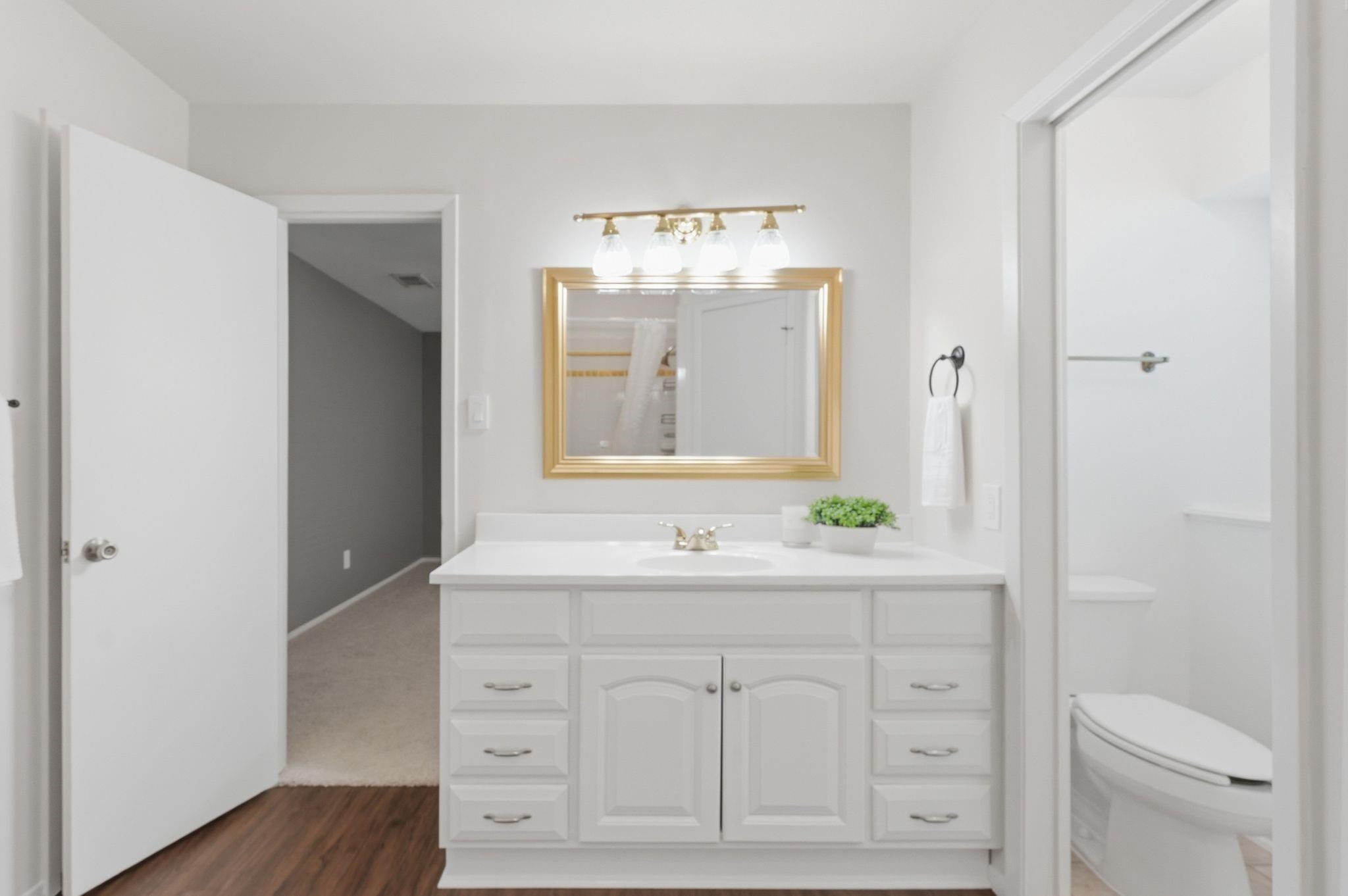 11 Rock Pine Court