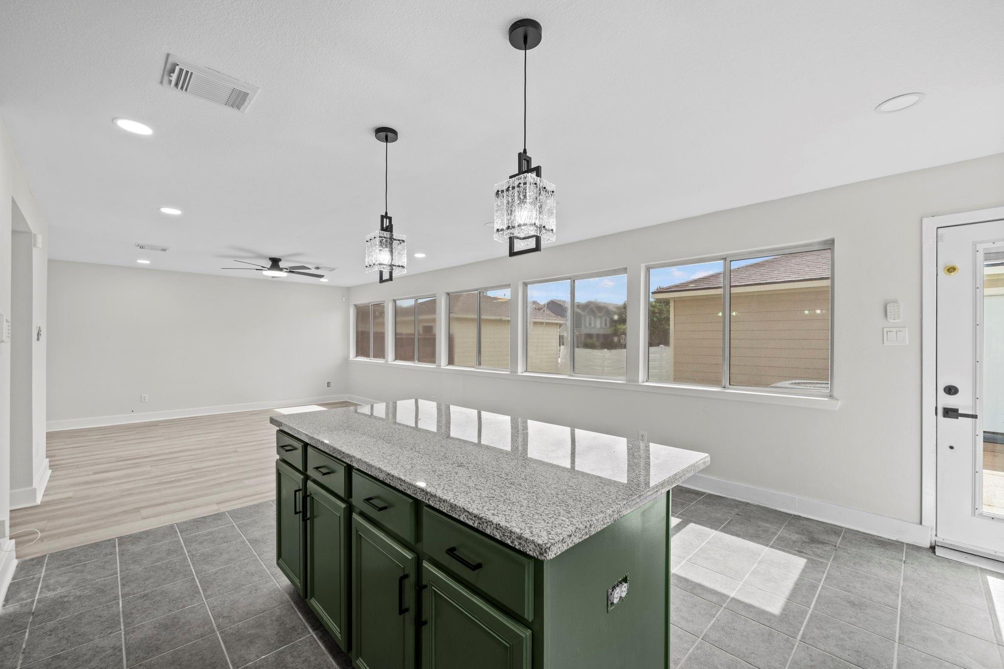 11720 Longwood Garden Way