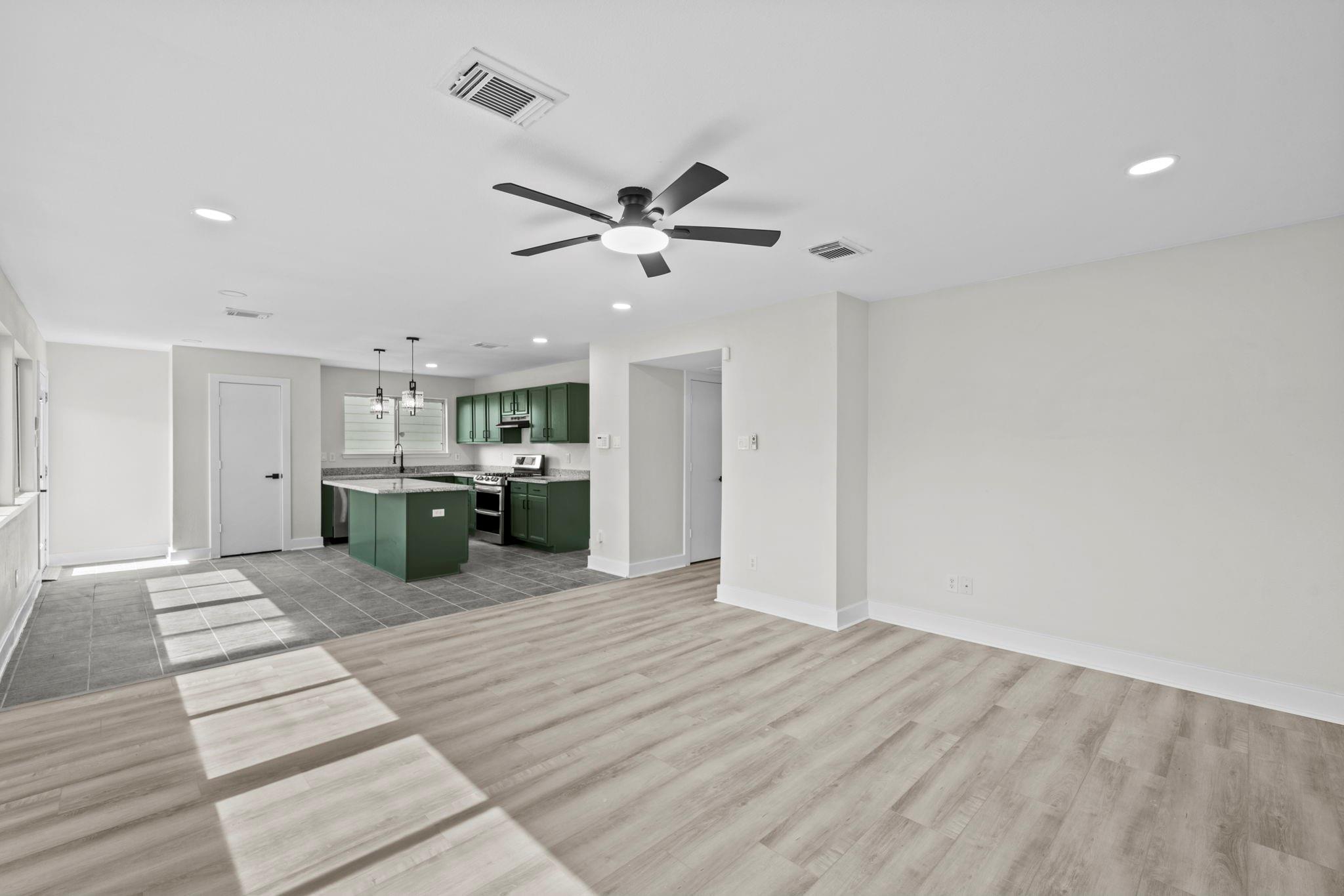 11720 Longwood Garden Way