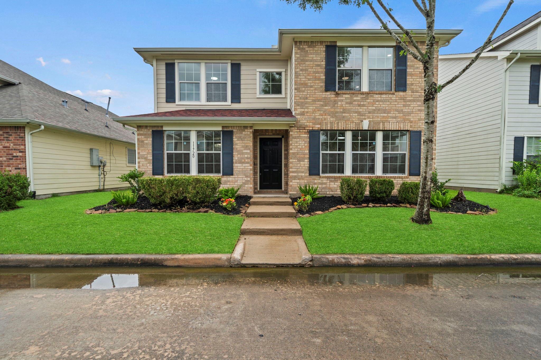 11720 Longwood Garden Way