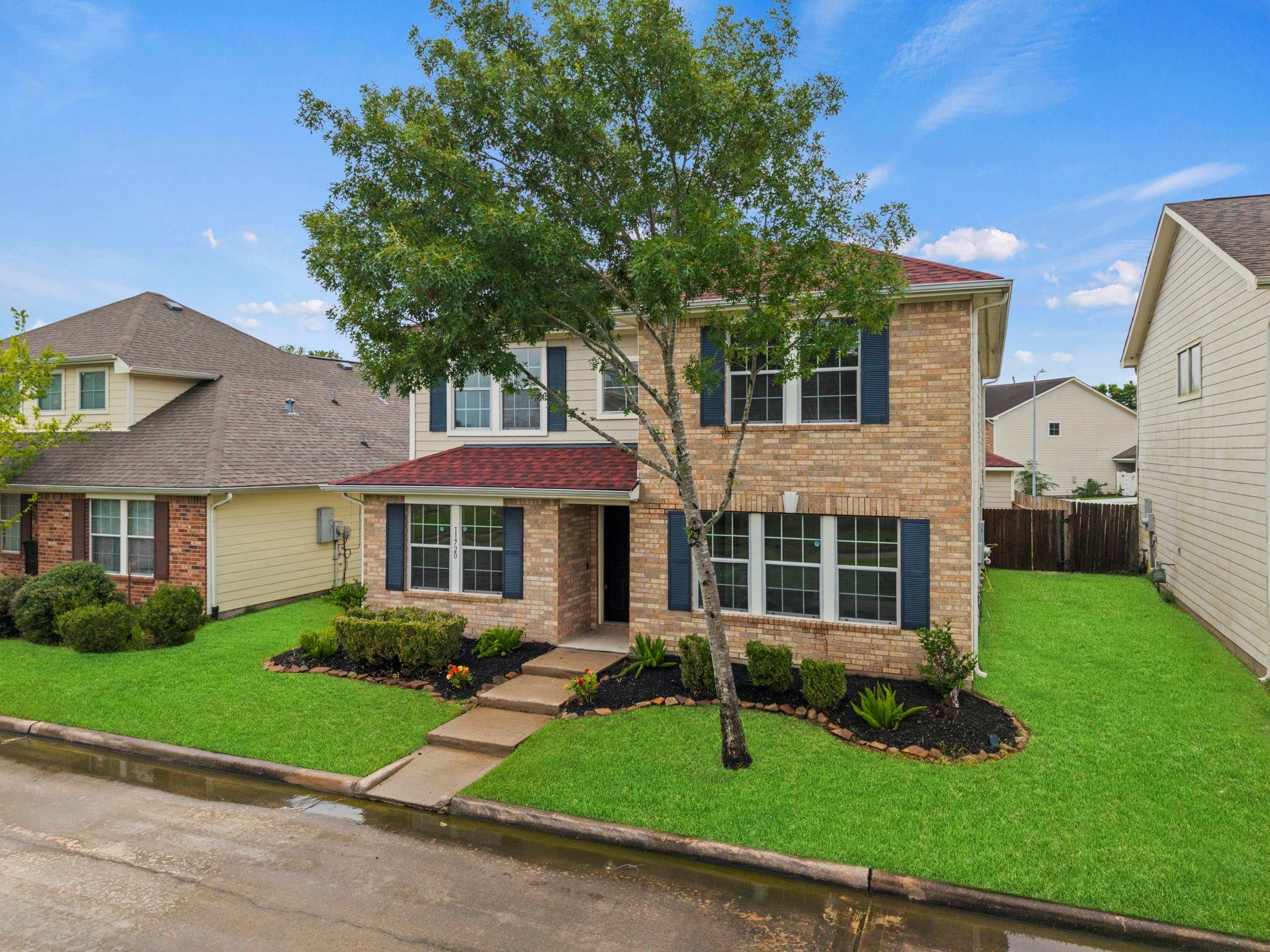 11720 Longwood Garden Way