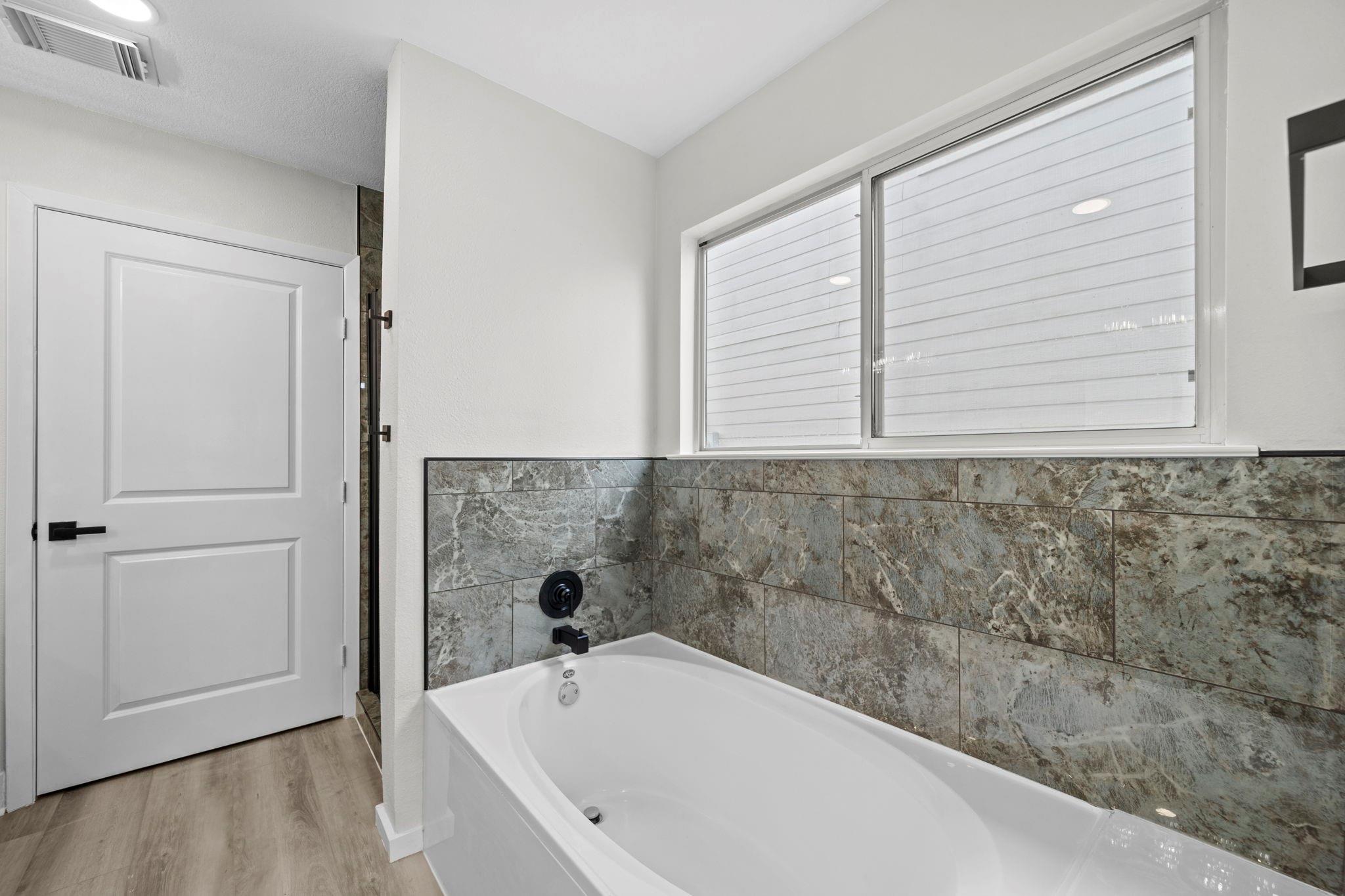11720 Longwood Garden Way