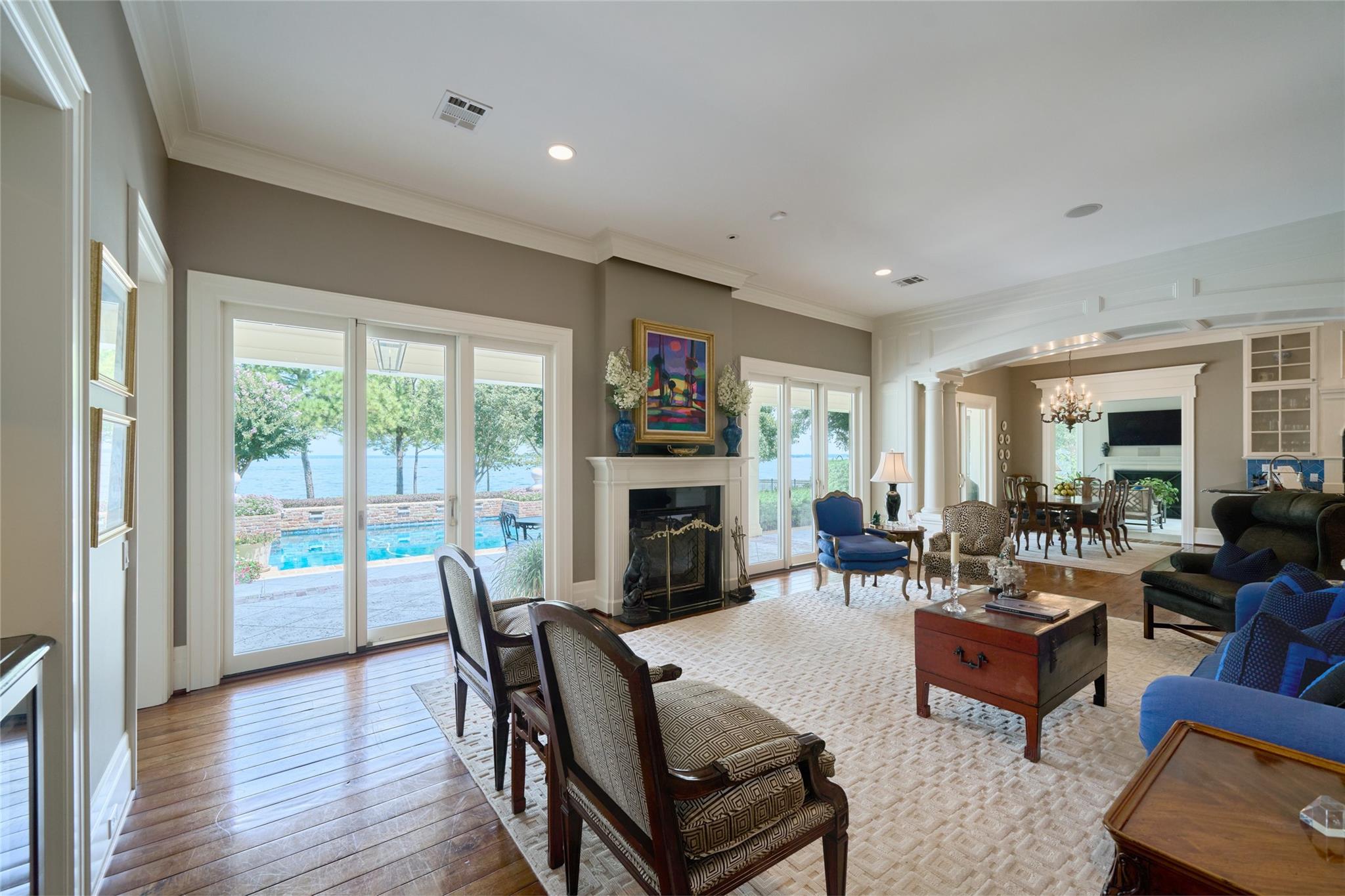 9 Lake Estates Court