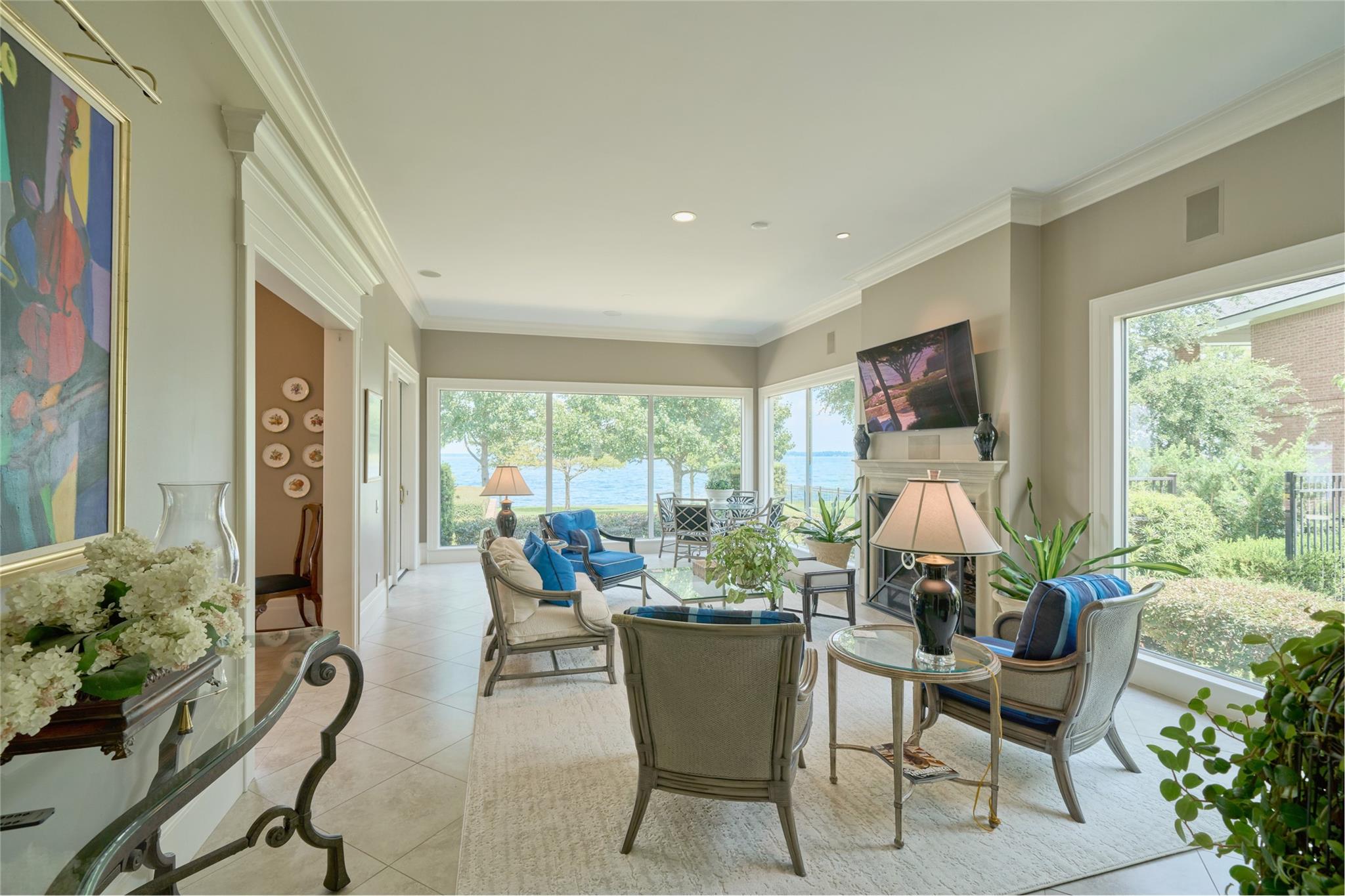 9 Lake Estates Court
