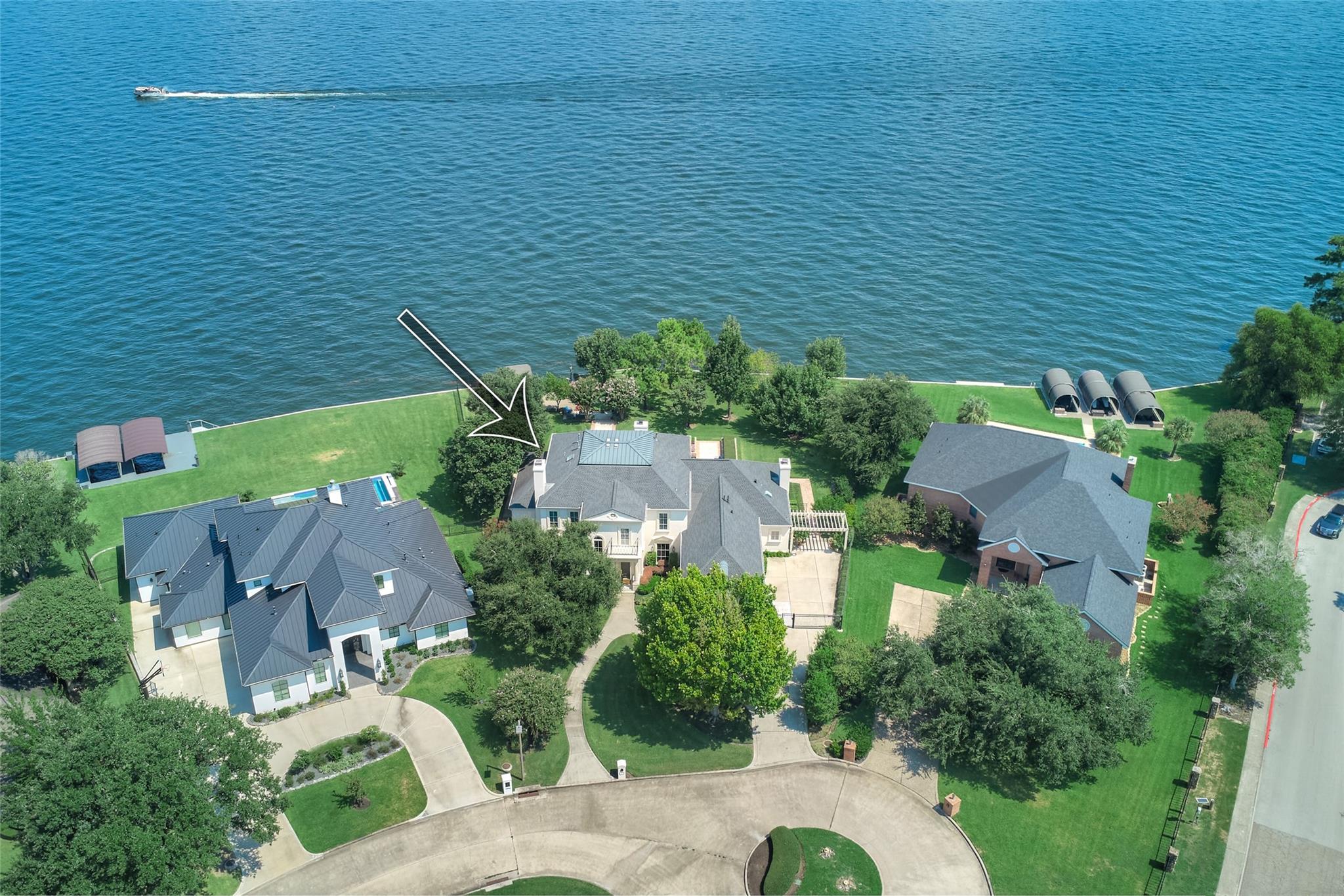 9 Lake Estates Court