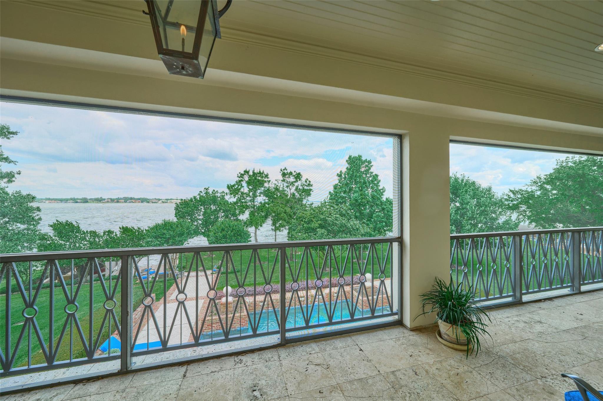 9 Lake Estates Court
