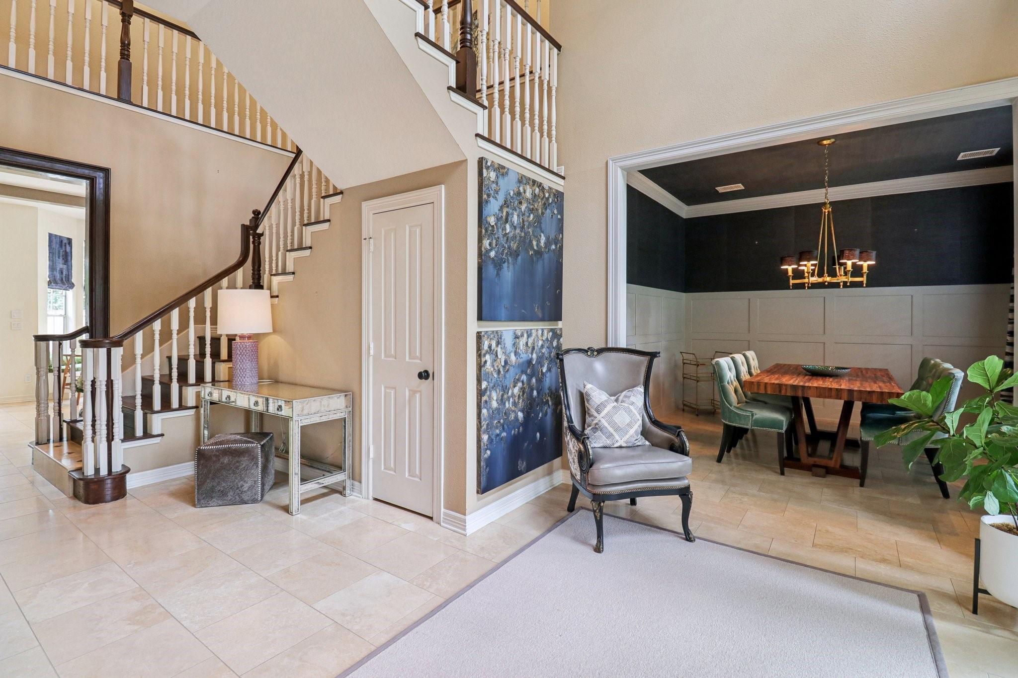 18 Woodmere Place
