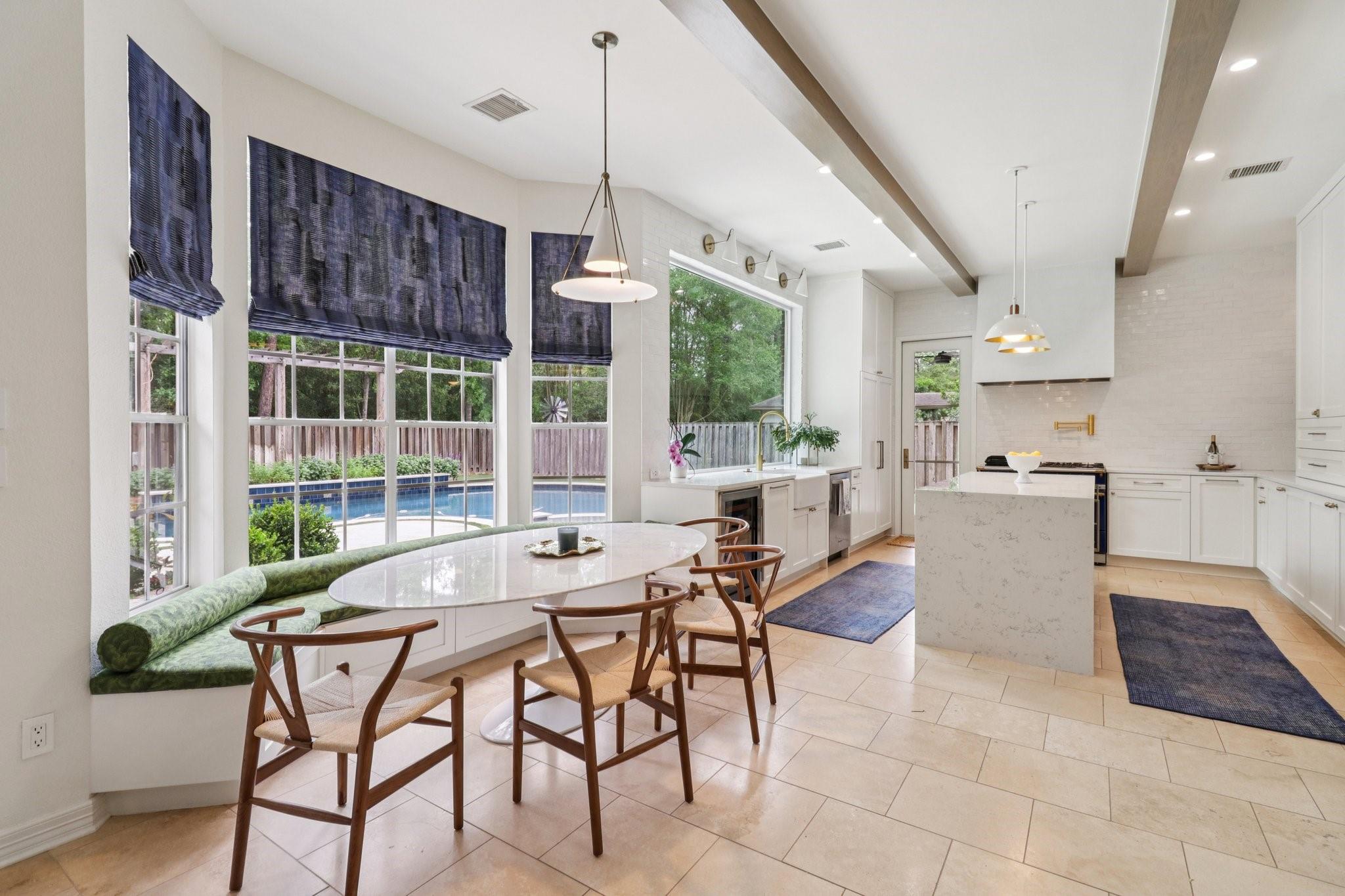 18 Woodmere Place
