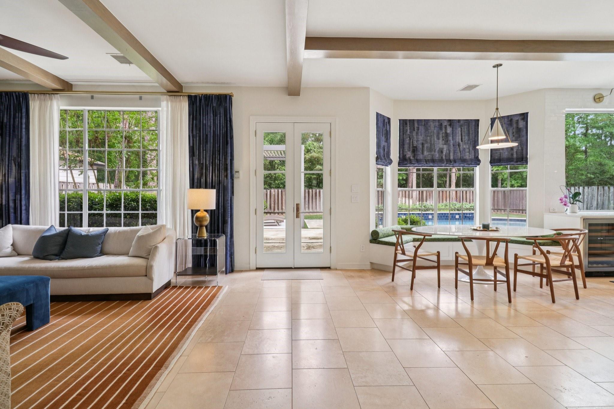 18 Woodmere Place