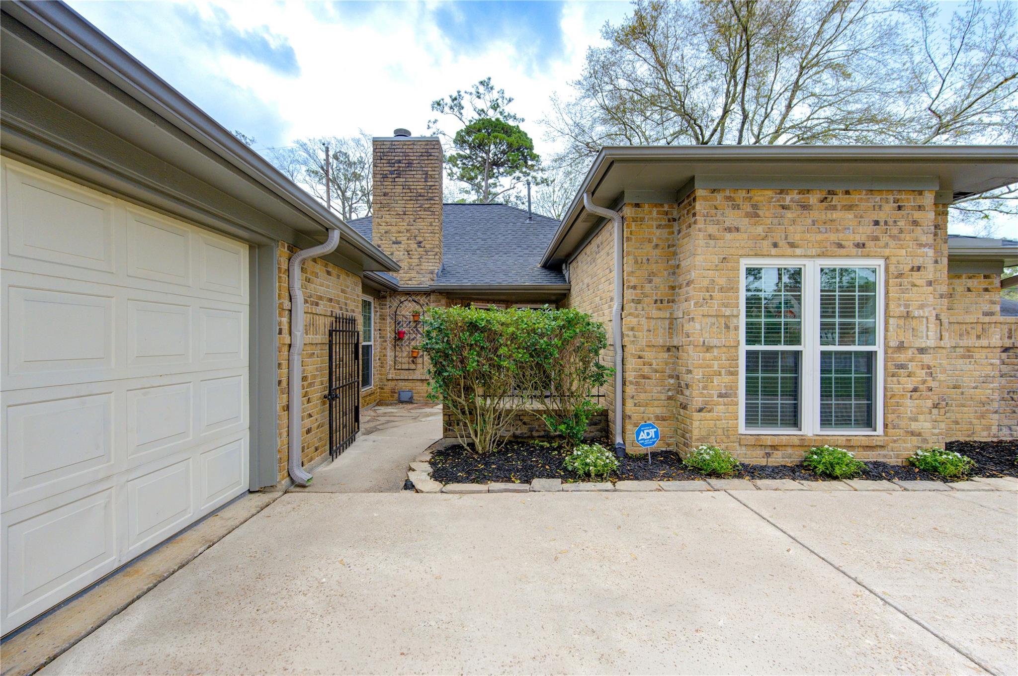 7727 Heathrow Lane