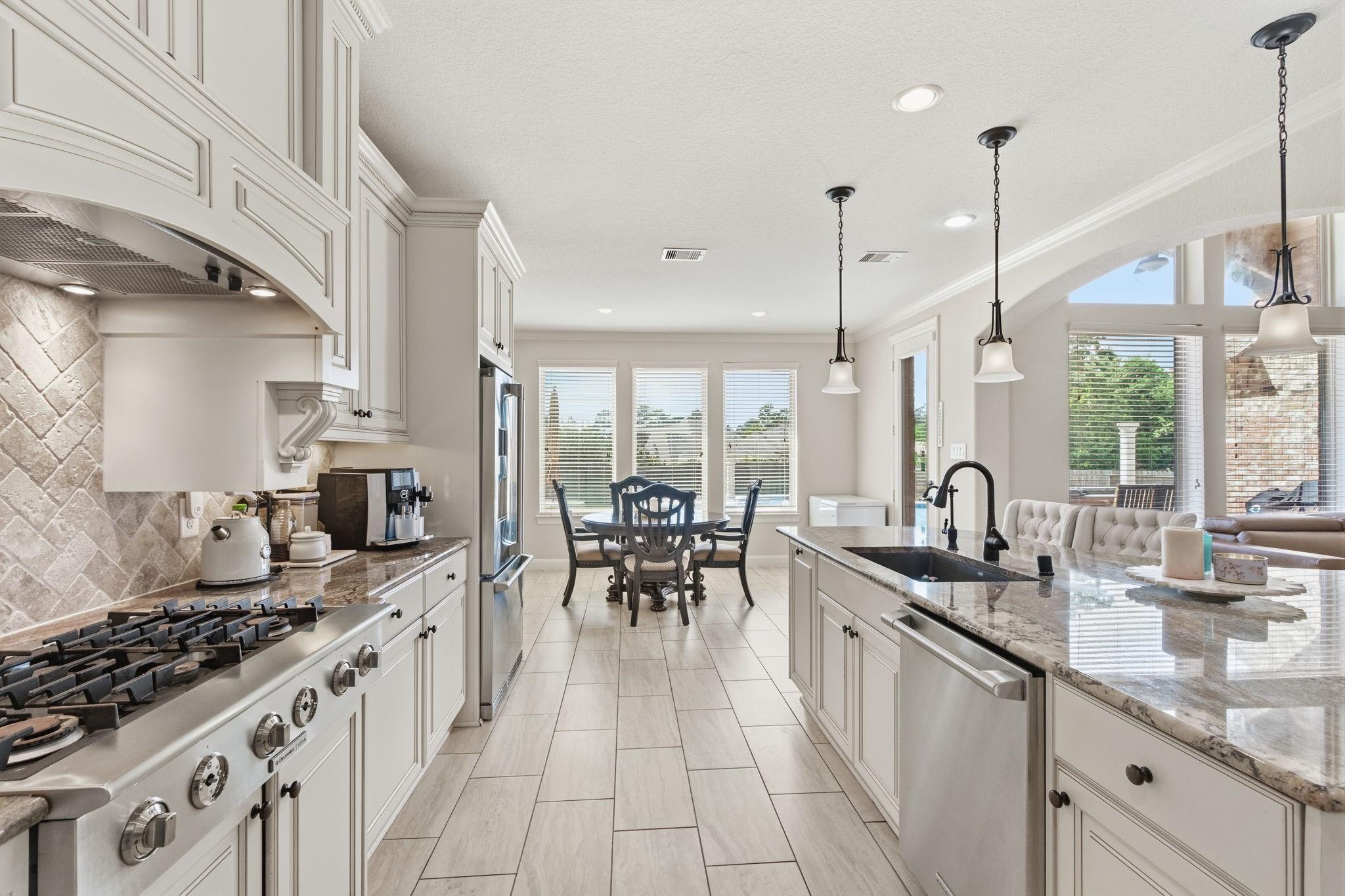 2146 Graystone Hills Drive