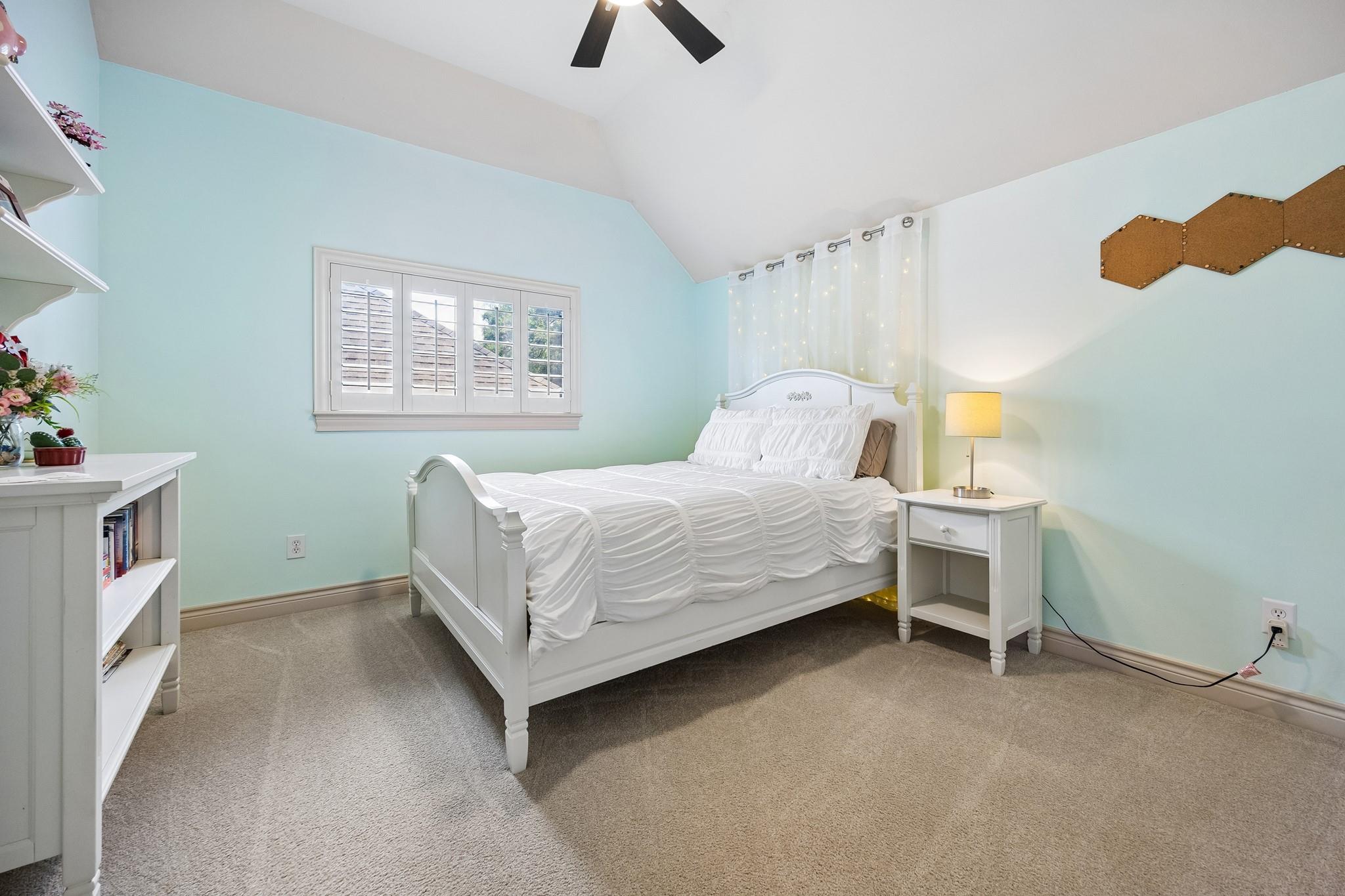 4138 Lanark Lane