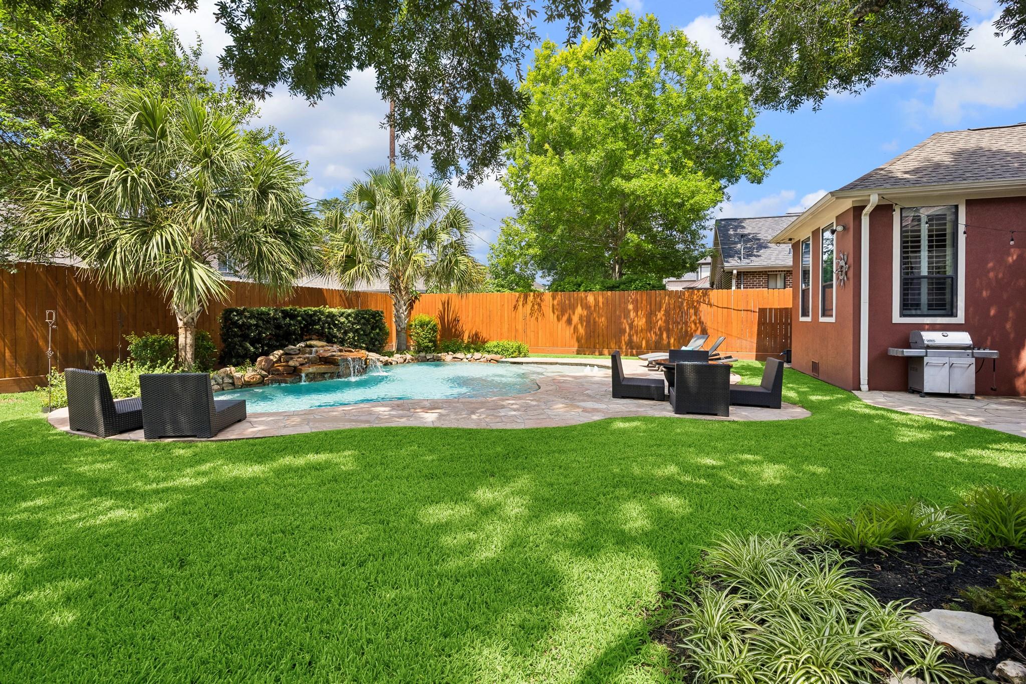 4138 Lanark Lane