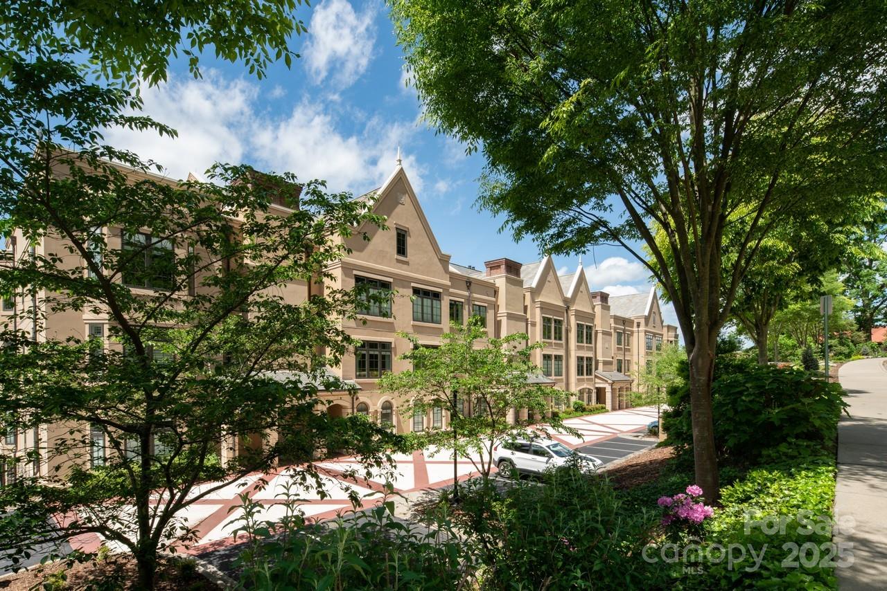 288 Macon Avenue Unit: 108