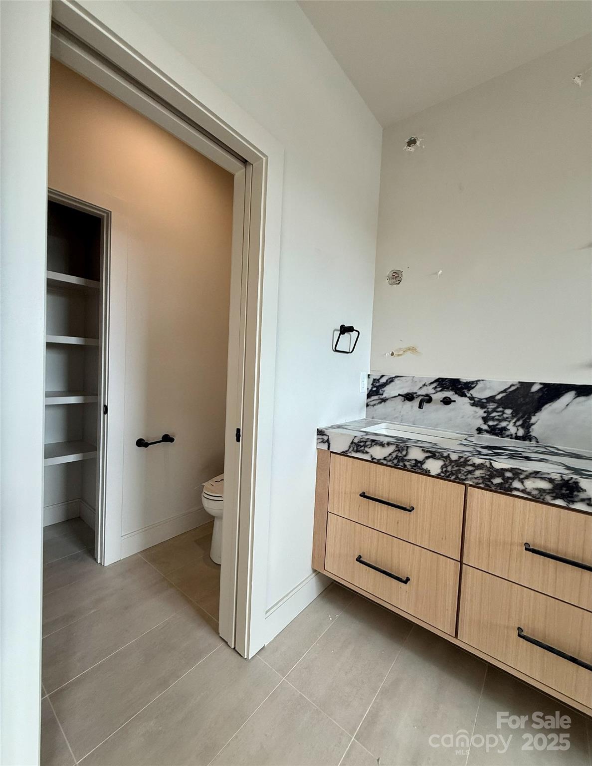 1015 Ambassador Street