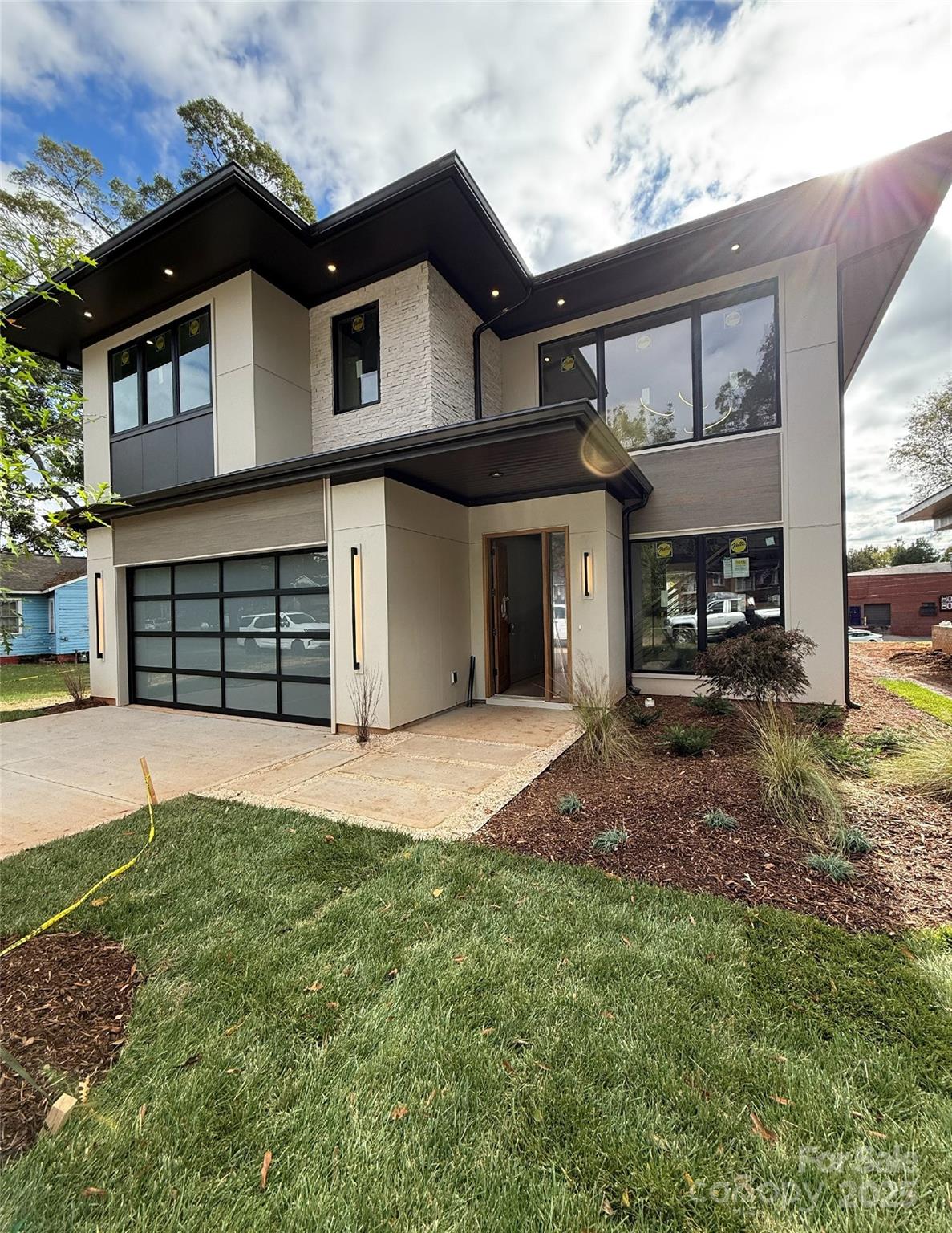 1015 Ambassador Street