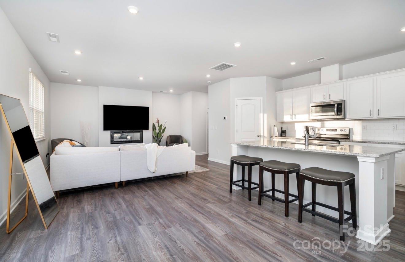 4922 Raspberry Knoll Drive